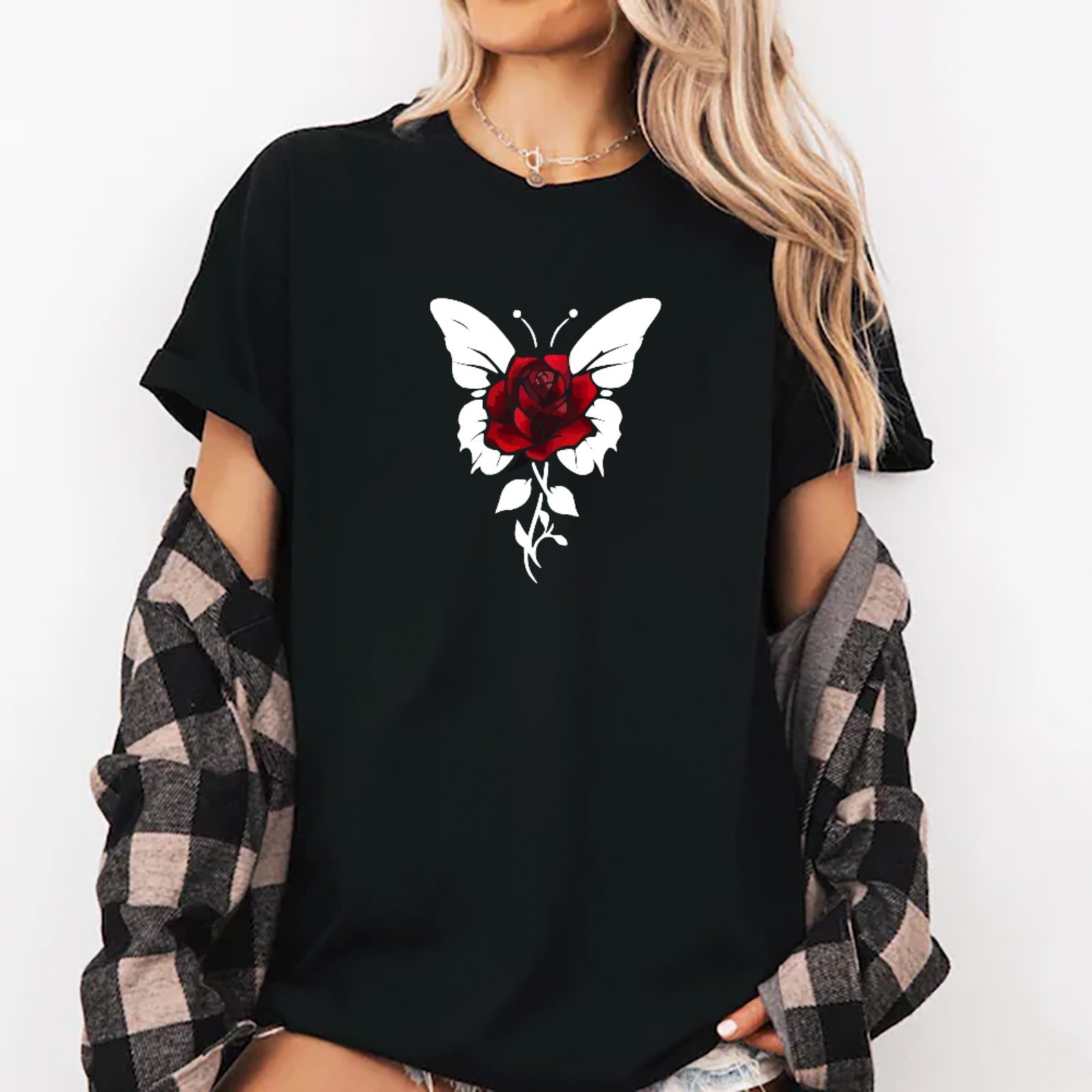 Camiseta Ousy Borboleta e Rosa Oversized Feminina Preto