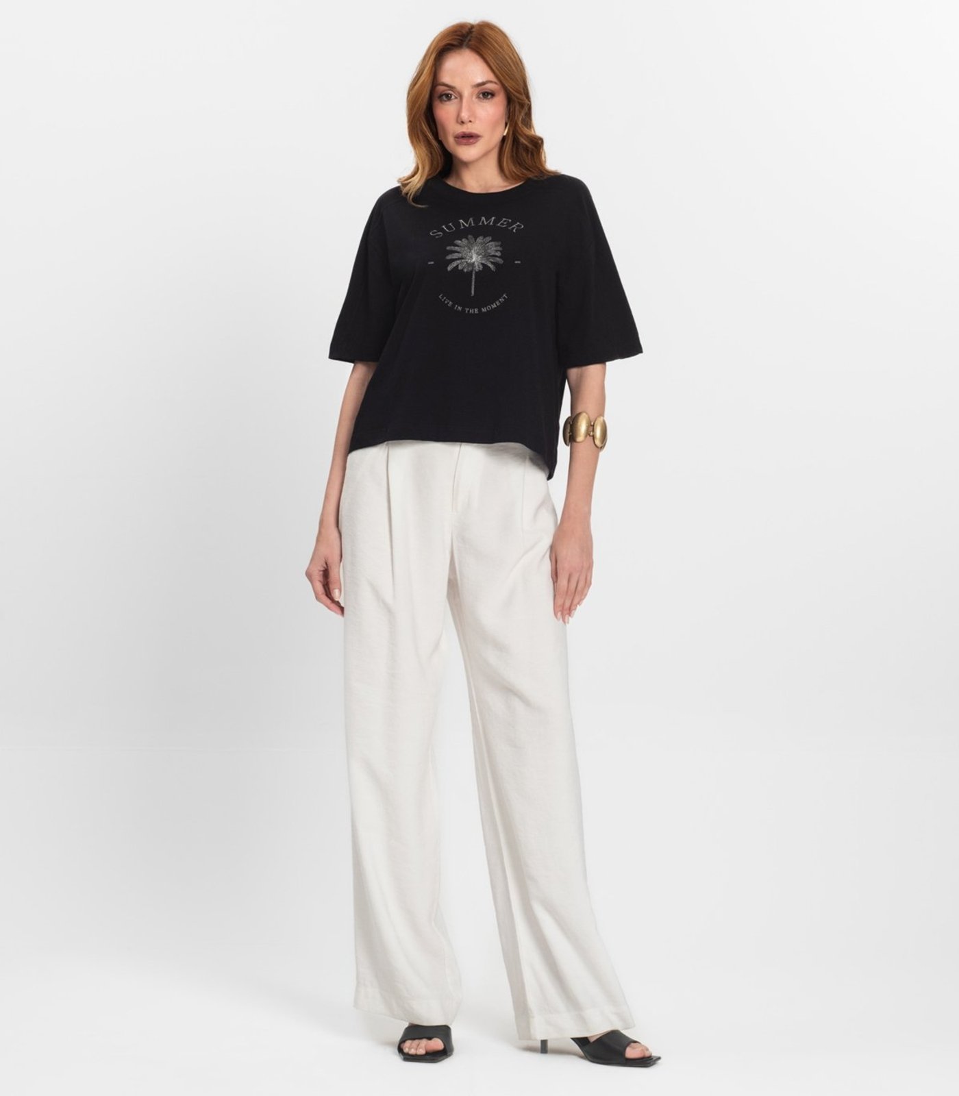 T- Shirt Feminina Manga Curta Endless Preto