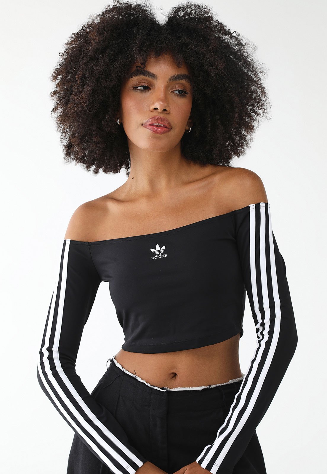 Camiseta Cropped adidas Originals Ajustada Off Houlder Preta