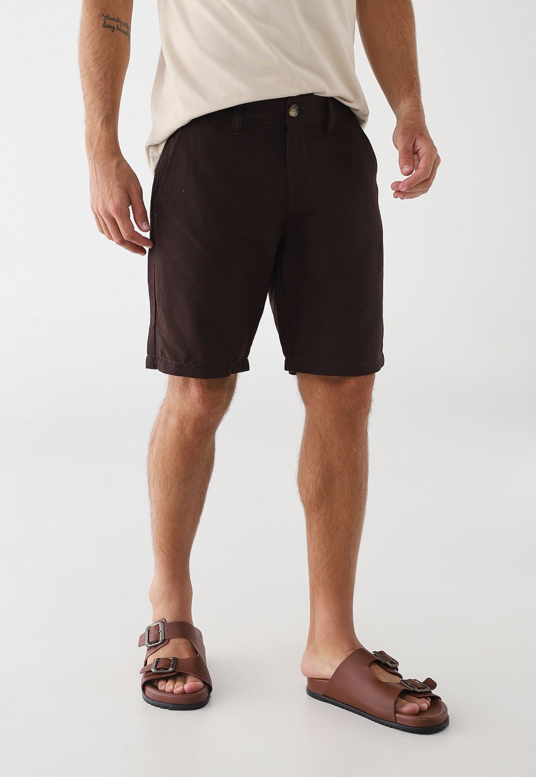 Bermuda Masculina Colcci Linho Reta Marrom Escuro