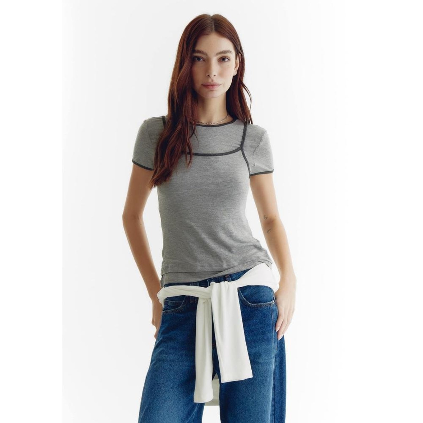 Blusa Feminina Manga Curta com Sobreposição Hering