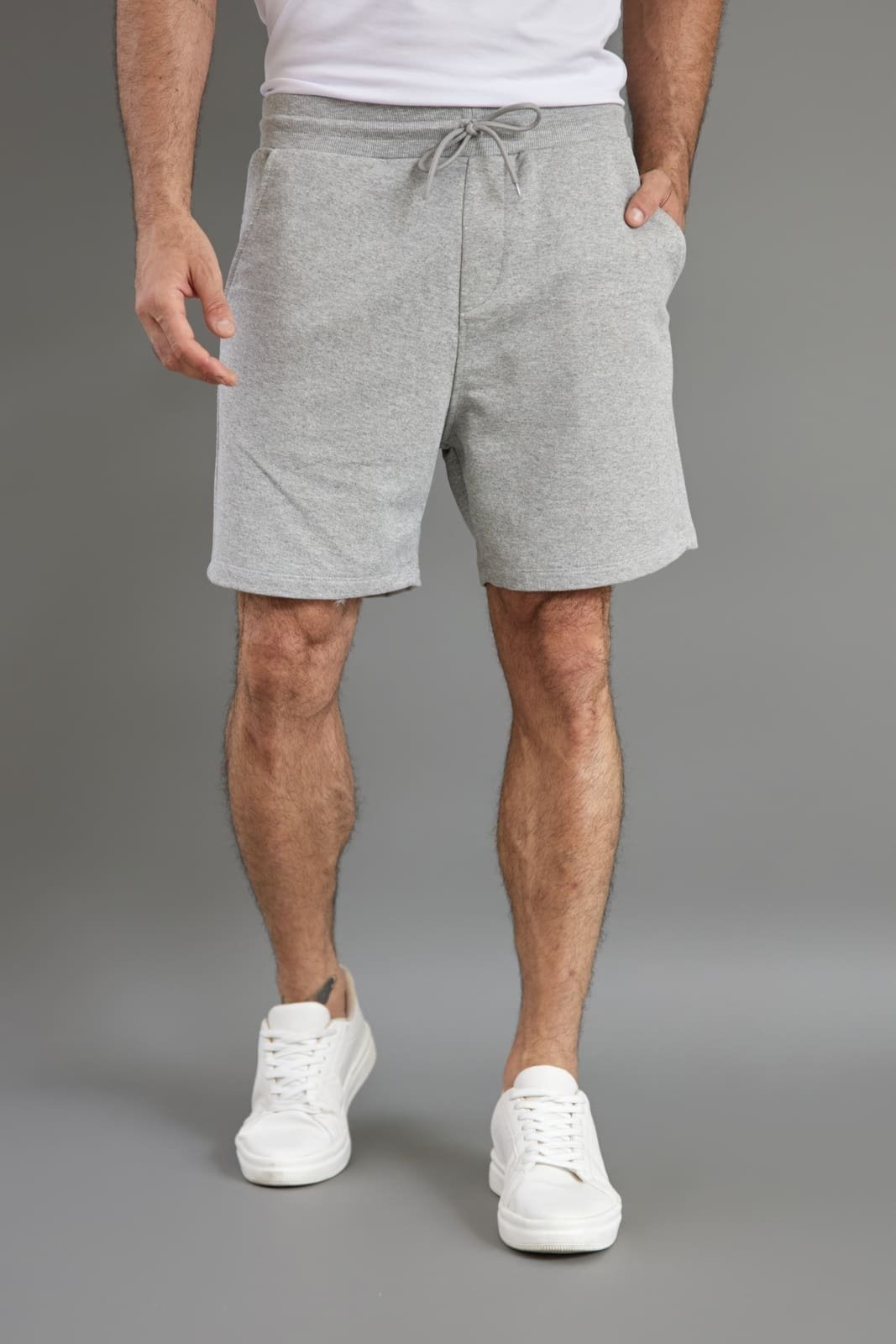 Vista 2 Bermuda Moletom Masculina Com Elástico e Cordão Dialogo Mescla cinza DIALOGO cinza