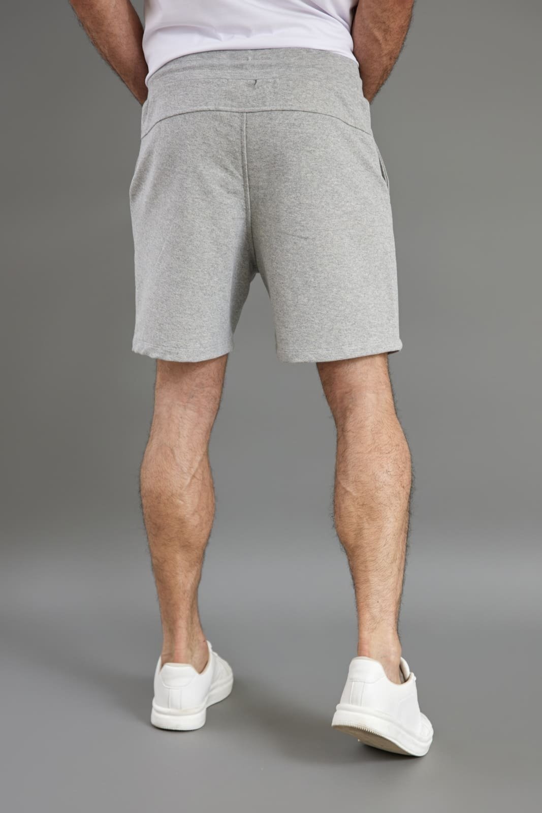 Vista 3 Bermuda Moletom Masculina Com Elástico e Cordão Dialogo Mescla cinza DIALOGO cinza