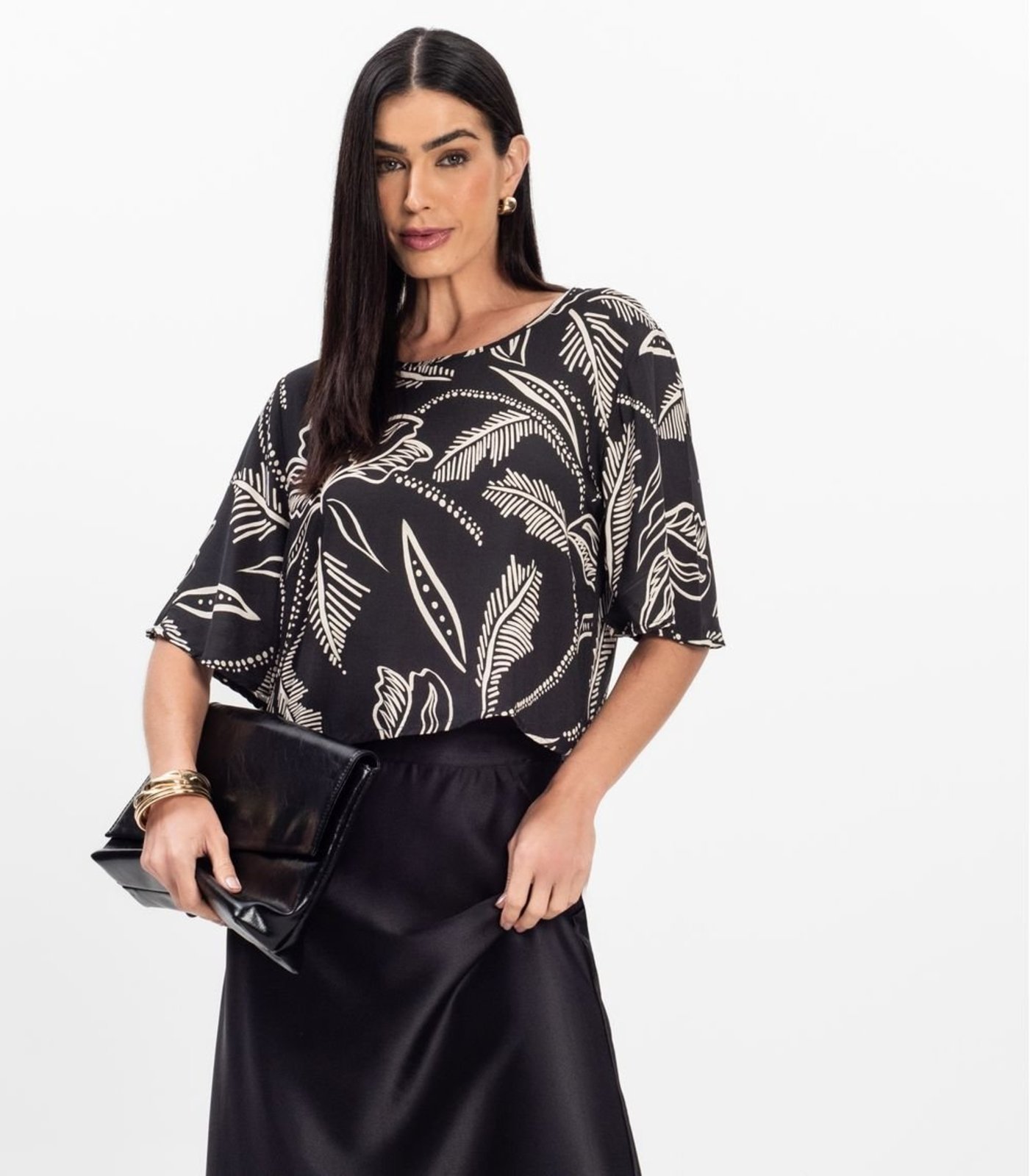 Vista 2 Blusa Feminina em Tecido Infinita Cor Select preto Select preto