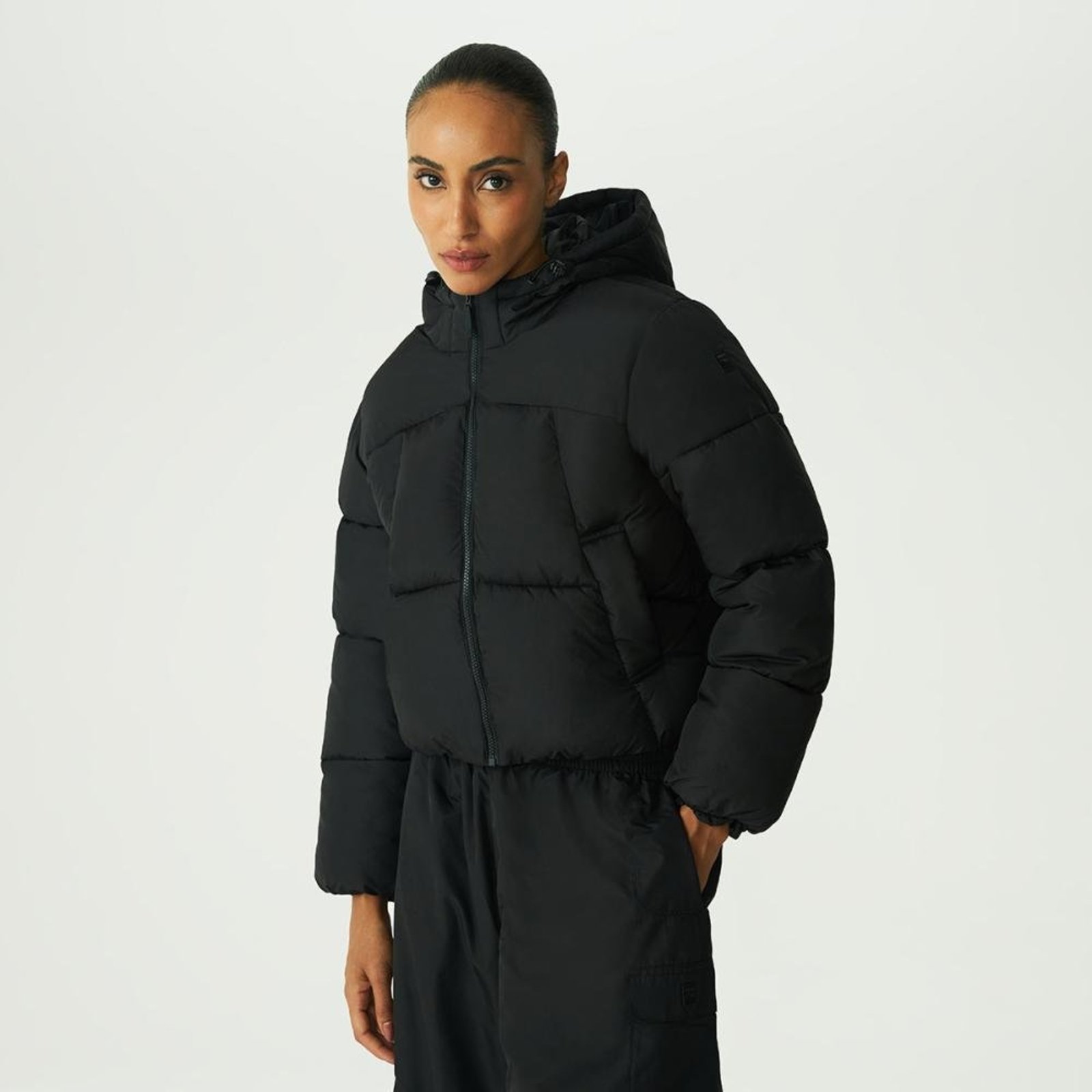 Jaqueta Fila Puffer Letter Feminina Preto
