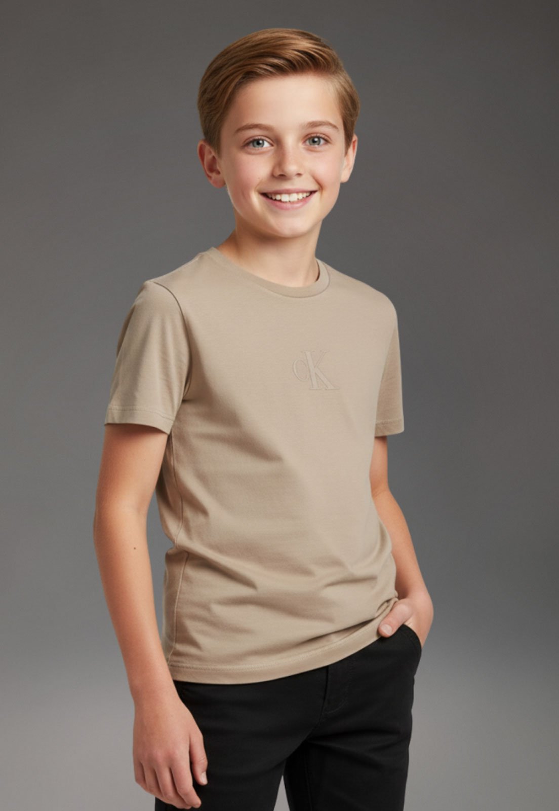 Infantil - Camiseta Calvin Klein Logo Bordado Bege