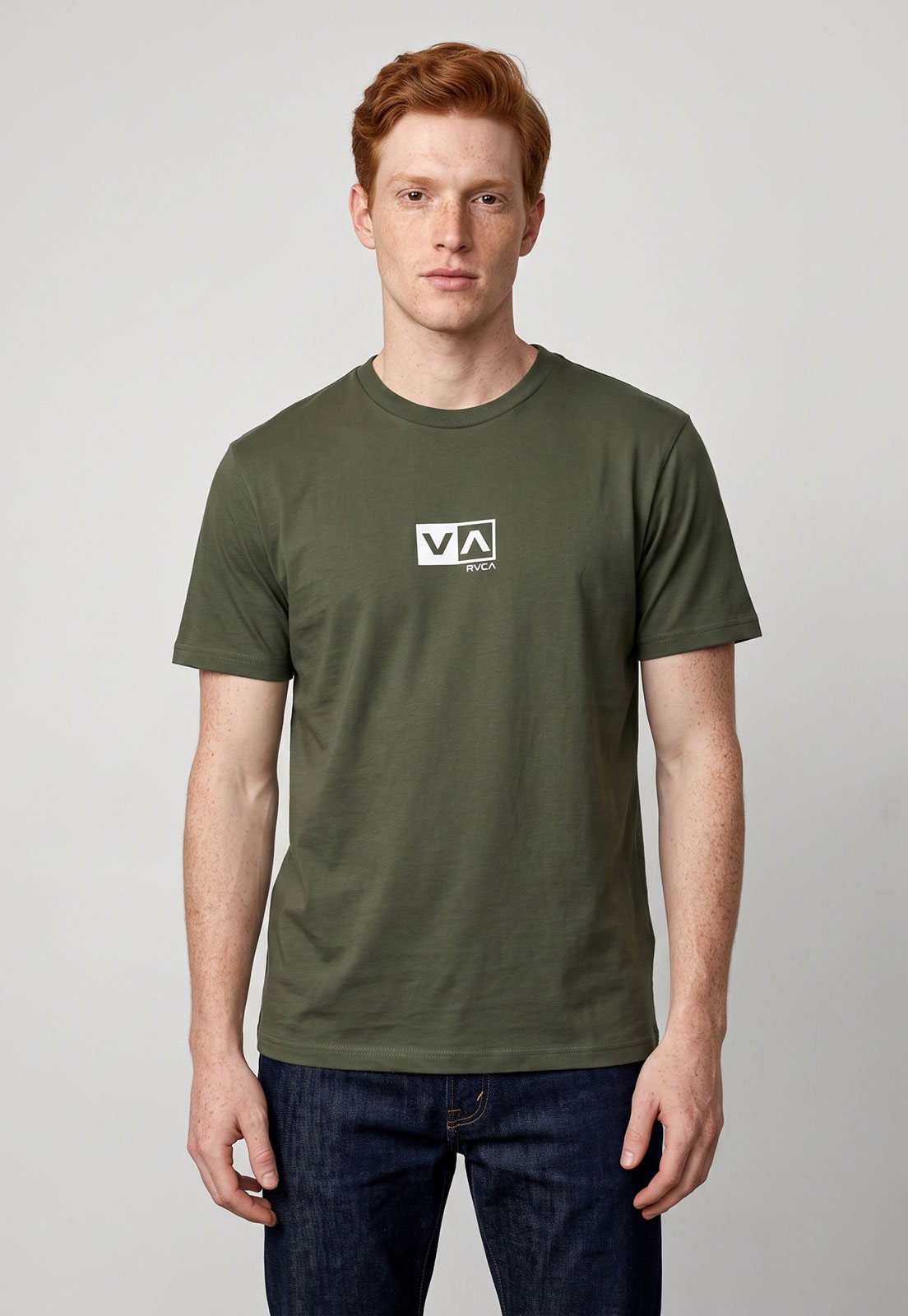 Camiseta Masculina RVCA Mini Balance Box Verde Escuro