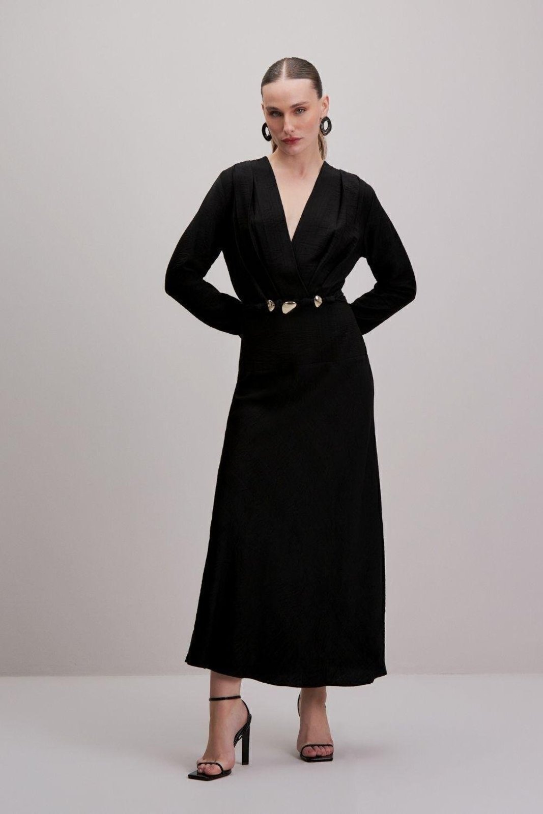 Vestido Longo Com Mangas Longas Carlota Costa Preto