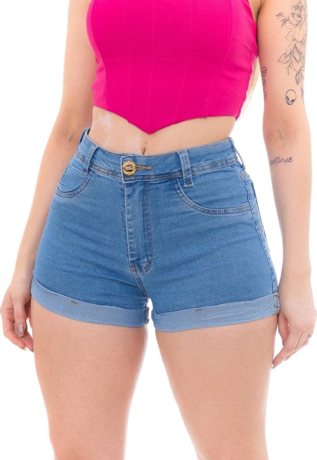 Shorts Jeans Feminino Barra Dobrada Lavagem Clara Confortável Tecido Premium