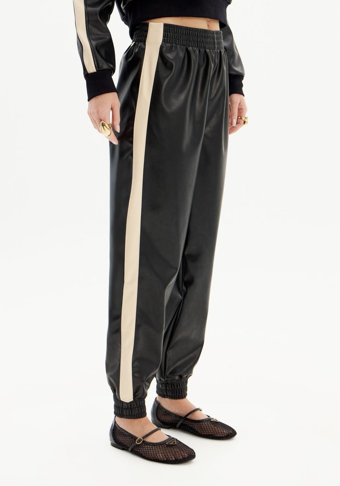 Vista 3 Calça Jogging Bicolor Pu Com Elástico Lança Perfume preto Lança Perfume preto