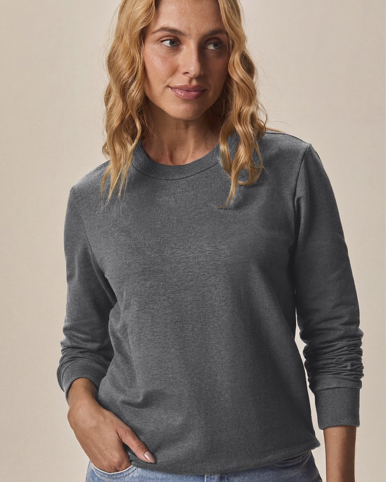 Blusão Básico Feminino Manga Longa Em Moletom Stretch