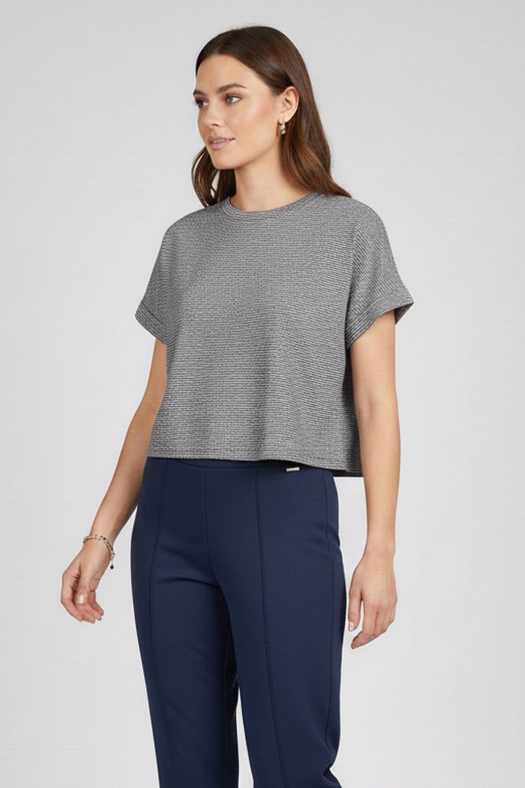 Blusa Feminina Malha Listrada Regular Marialícia Cinza
