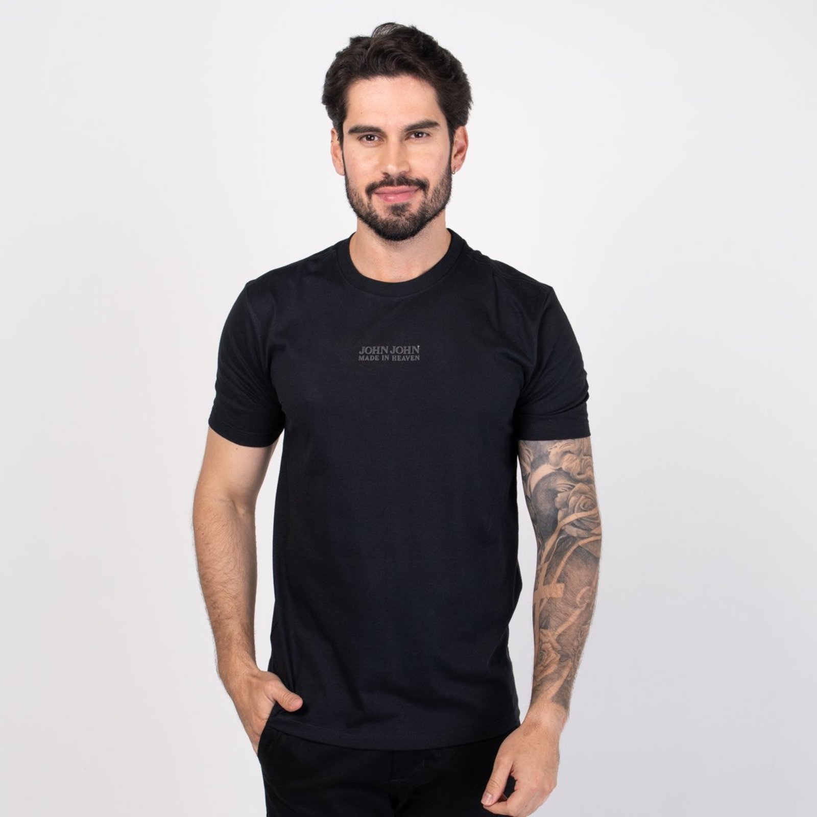 Camiseta John John Brand Preta