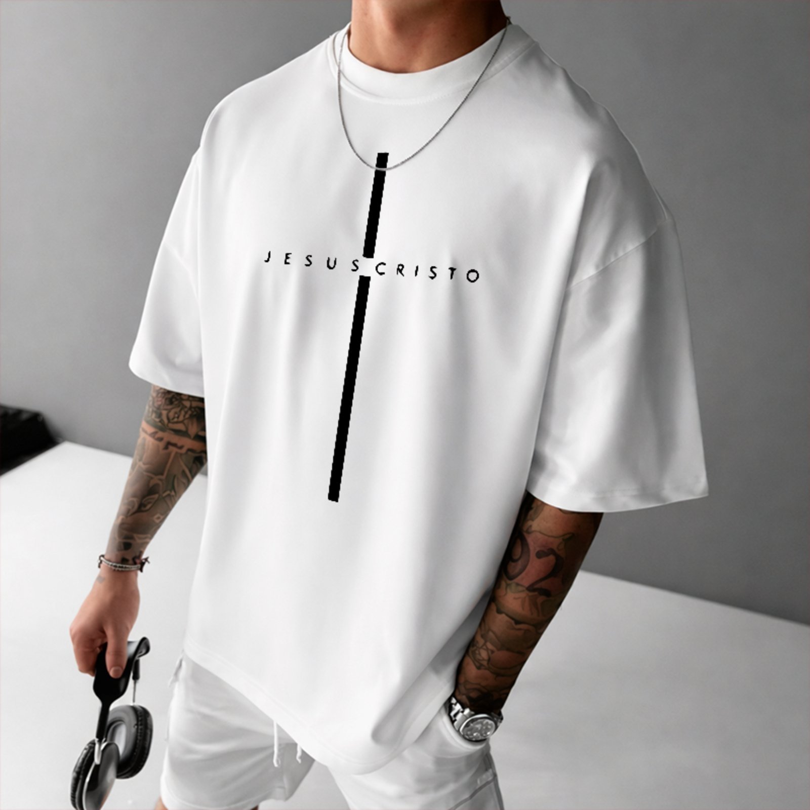 Camiseta Oversized Jesus Cristo Estilo Minimal Cristão Religiosa Fé Branco