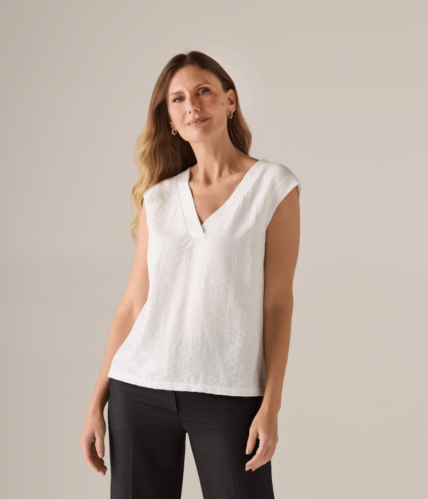 Blusa Makenji Decote V Manga Japonesa Feminina Branca