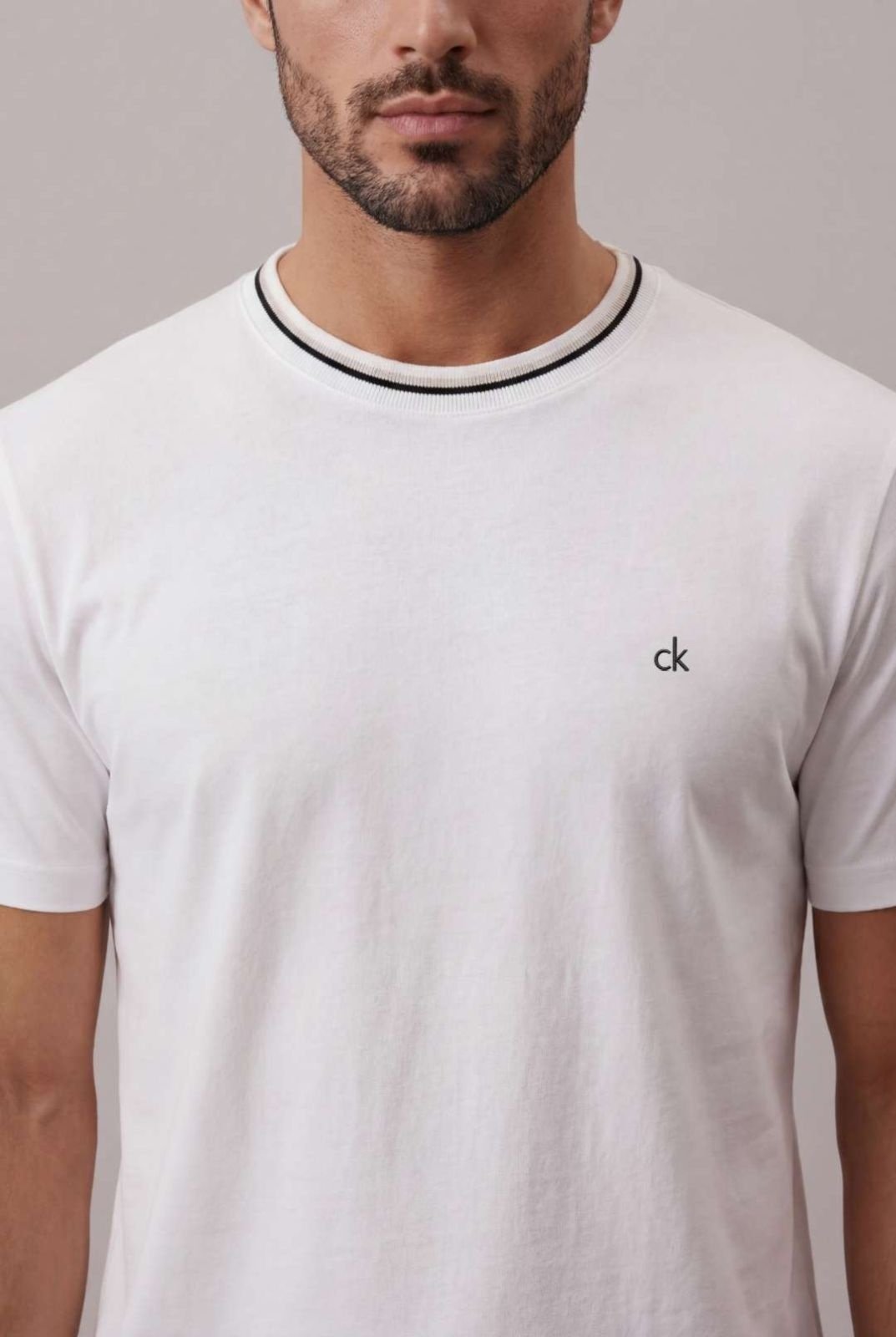 Camiseta Manga Curta Calvin Klein Masculino Malhão - Off White Calvin Klein Jeans