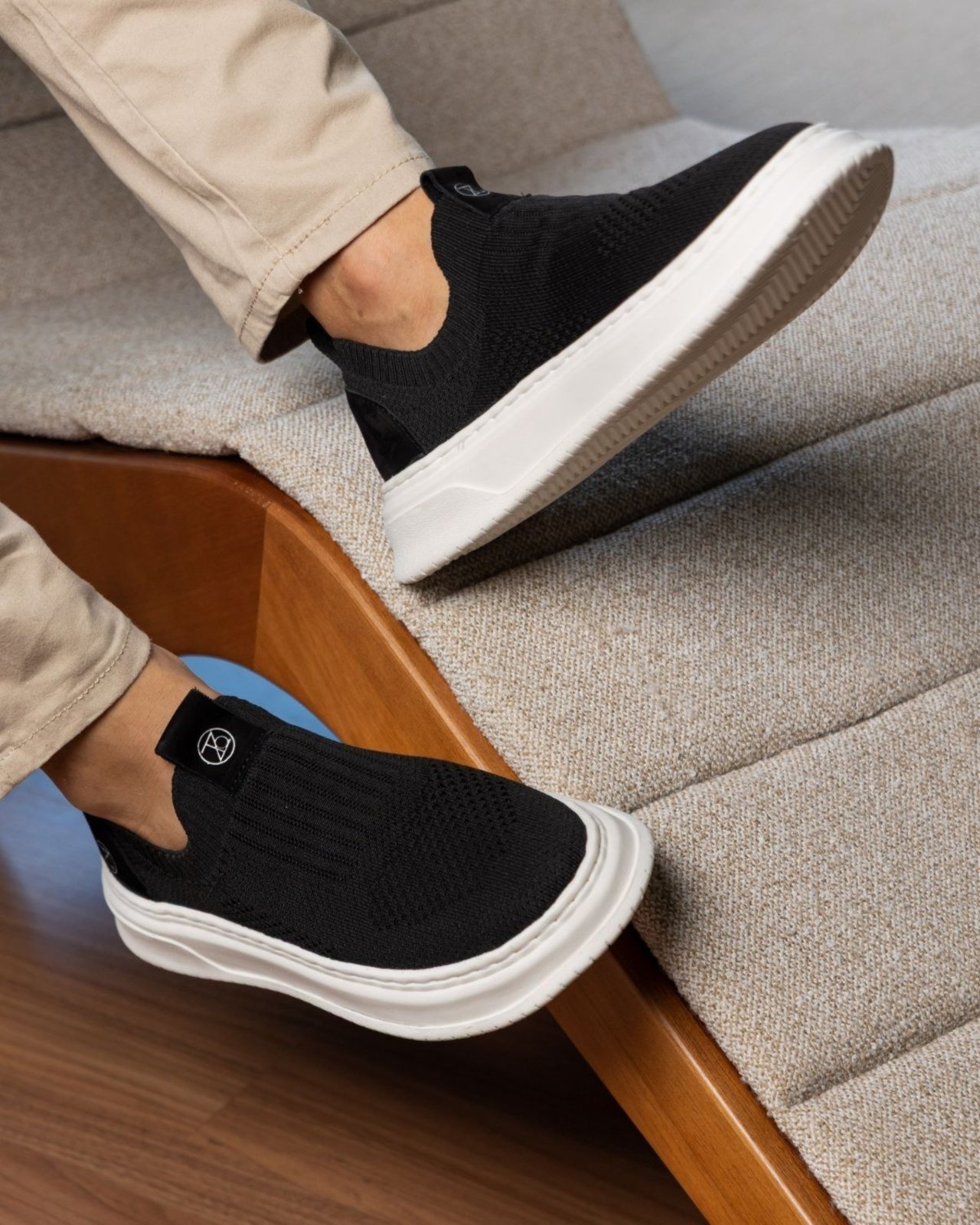 Tênis Knit THEZB Leveza Extrema e Durabilidade Reforçada