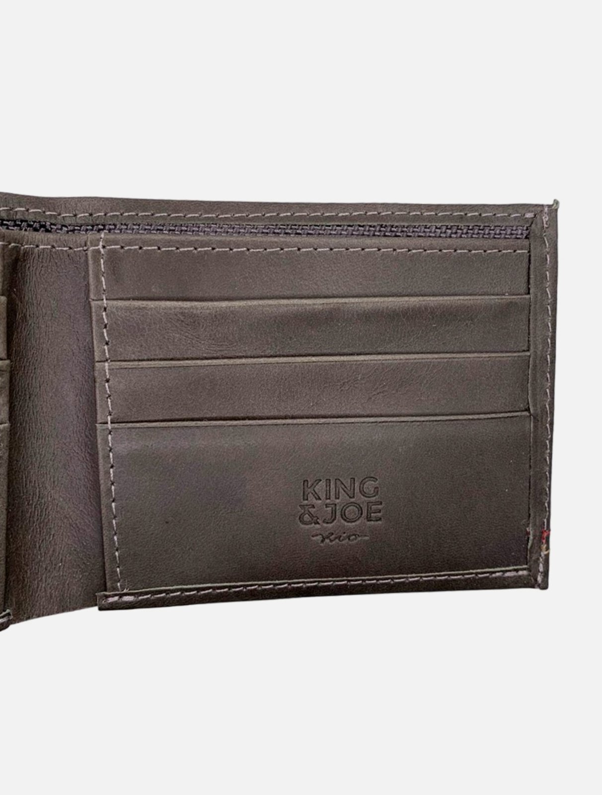 Vista 3 Carteira King & Joe Horizontal Pesponto AC19206 Chumbo King E Joe cinza King E Joe cinza