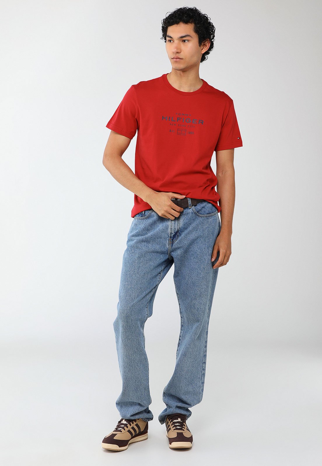 Vista 3 Camiseta Masculina Tommy Hilfiger Hilfiger Stac Vermelha vermelho Tommy Hilfiger vermelho
