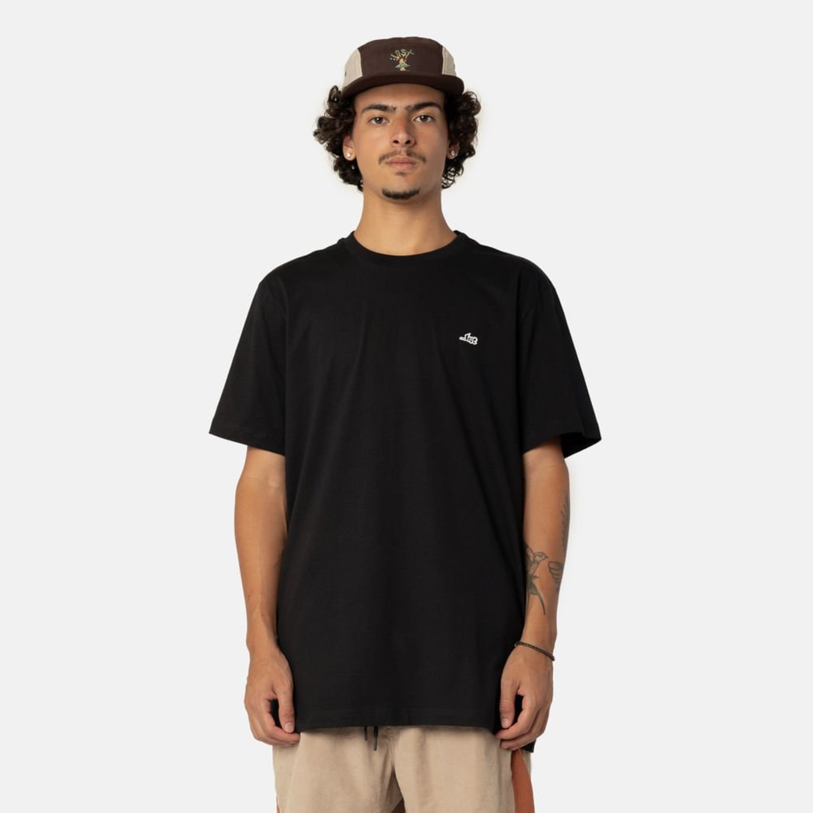 Camiseta Basics Lost