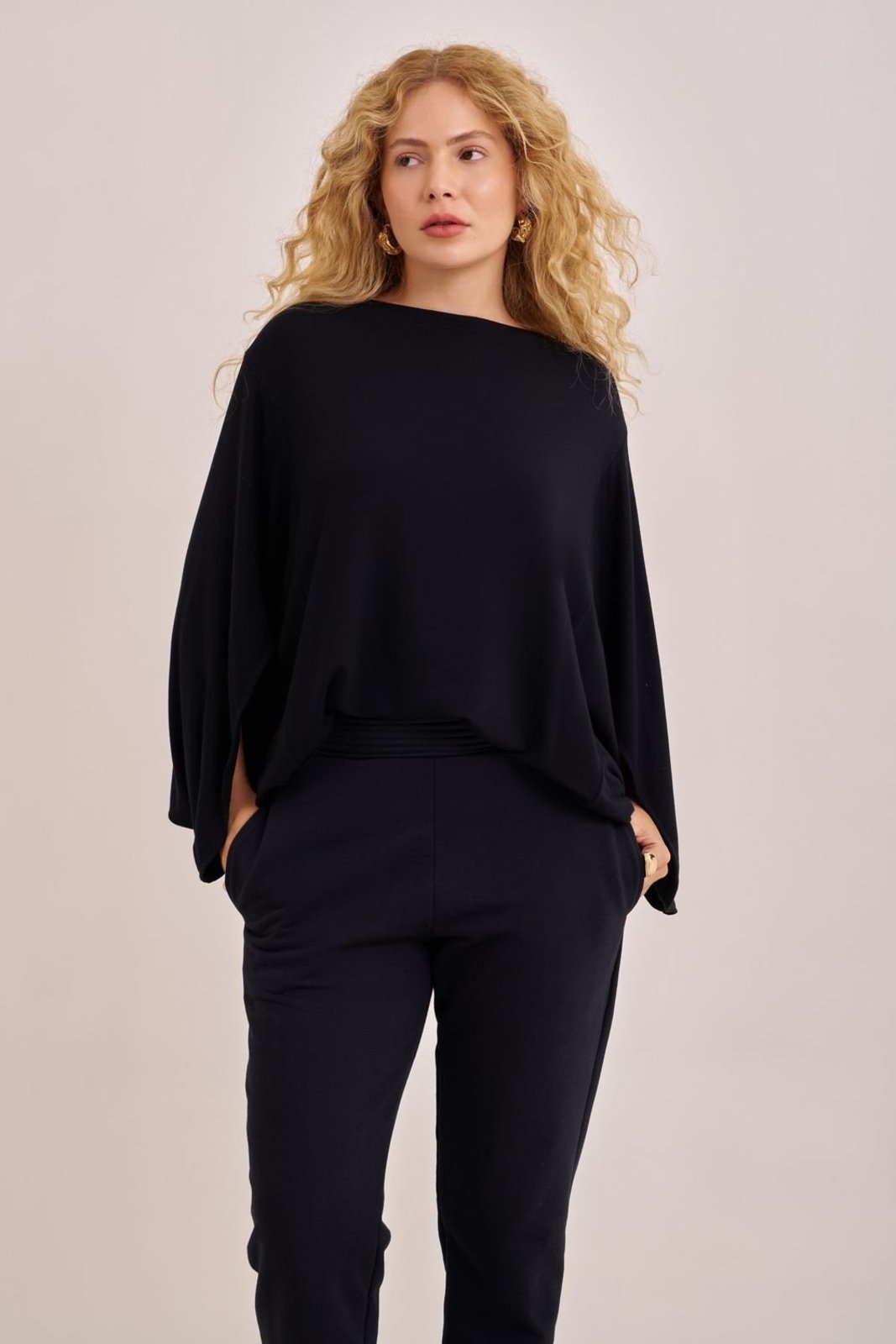 Blusa triangle bamboo preta Suntime