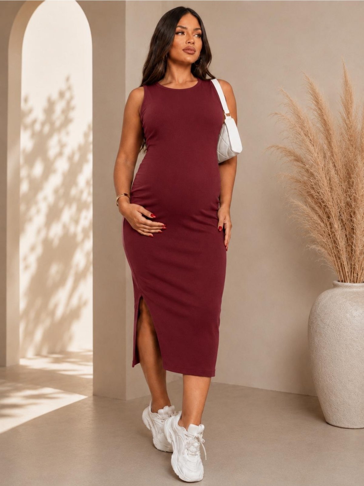 Vestido Casual Materno Gestante Gravidez Marsala de Ribana de Algodão Alta Elasticidade Confortavel e Fenda Lateral Sem Manga