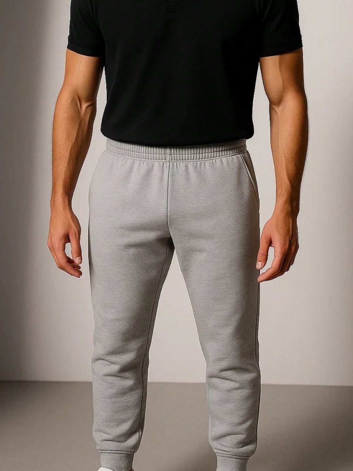 Calça de Moletom Masculina com Bolso Jogger Cinza