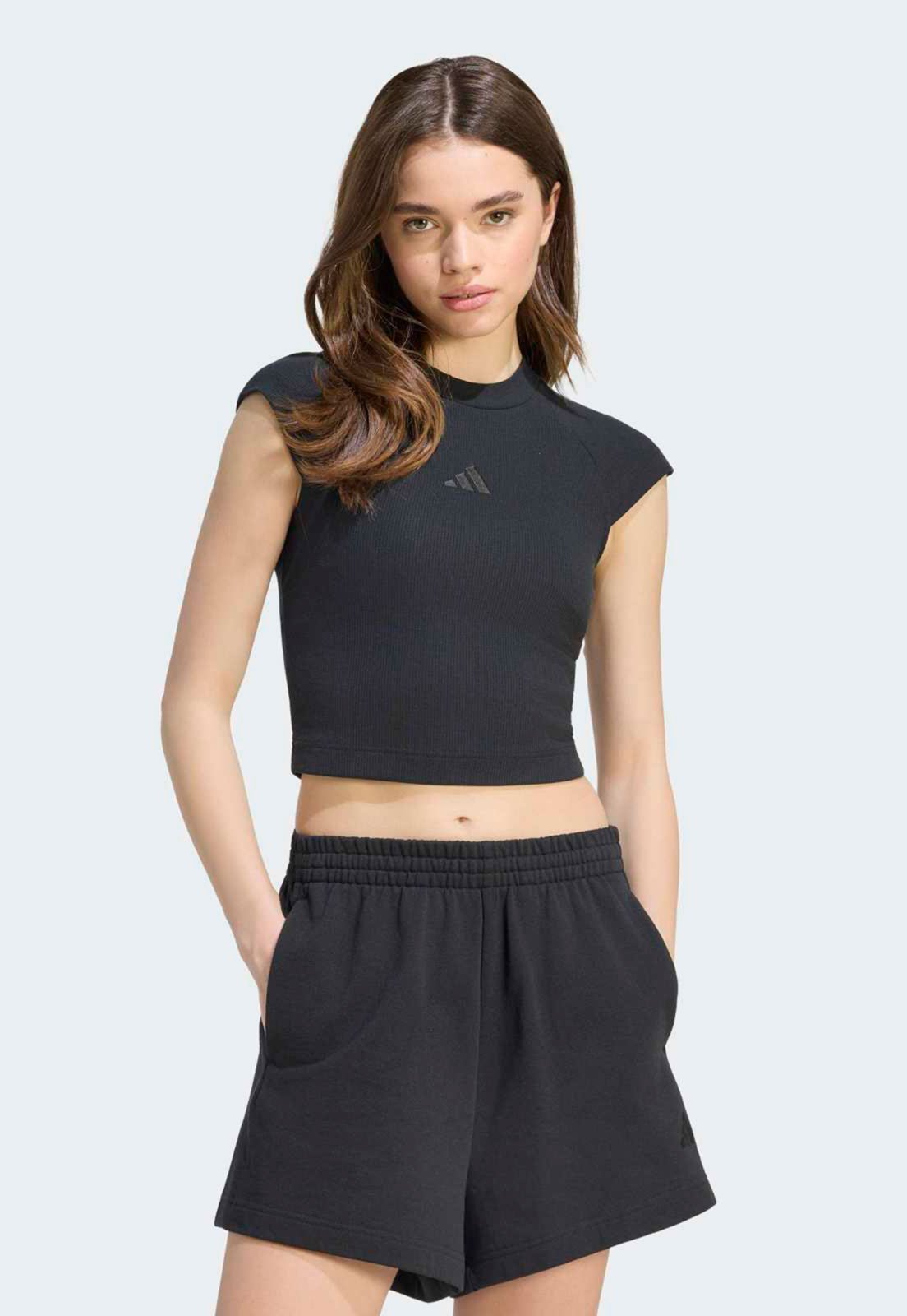 Camiseta Feminina adidas Sportswear Future Icons Cropped Preta