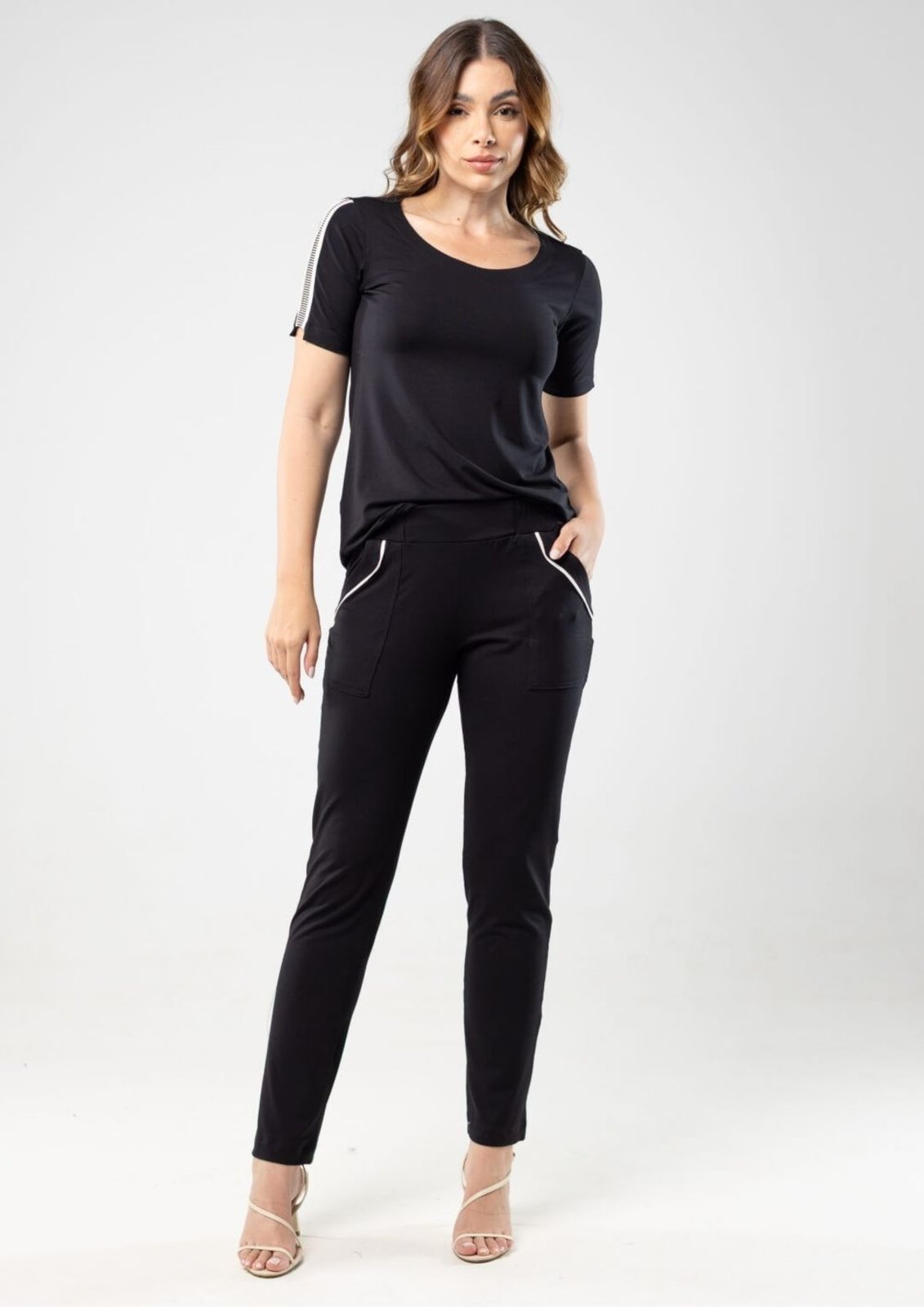 Calça Pau a Pique Básica Preto PRETO – P Pau a Pique