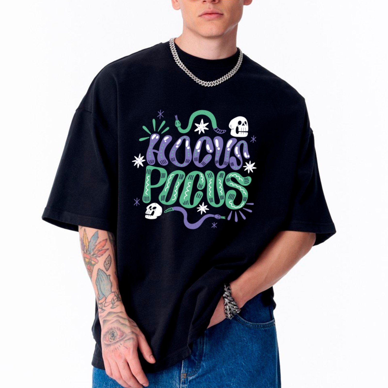 Camiseta Ousy Hocus Pocus Estilo Místico Oversized Unissex Preto