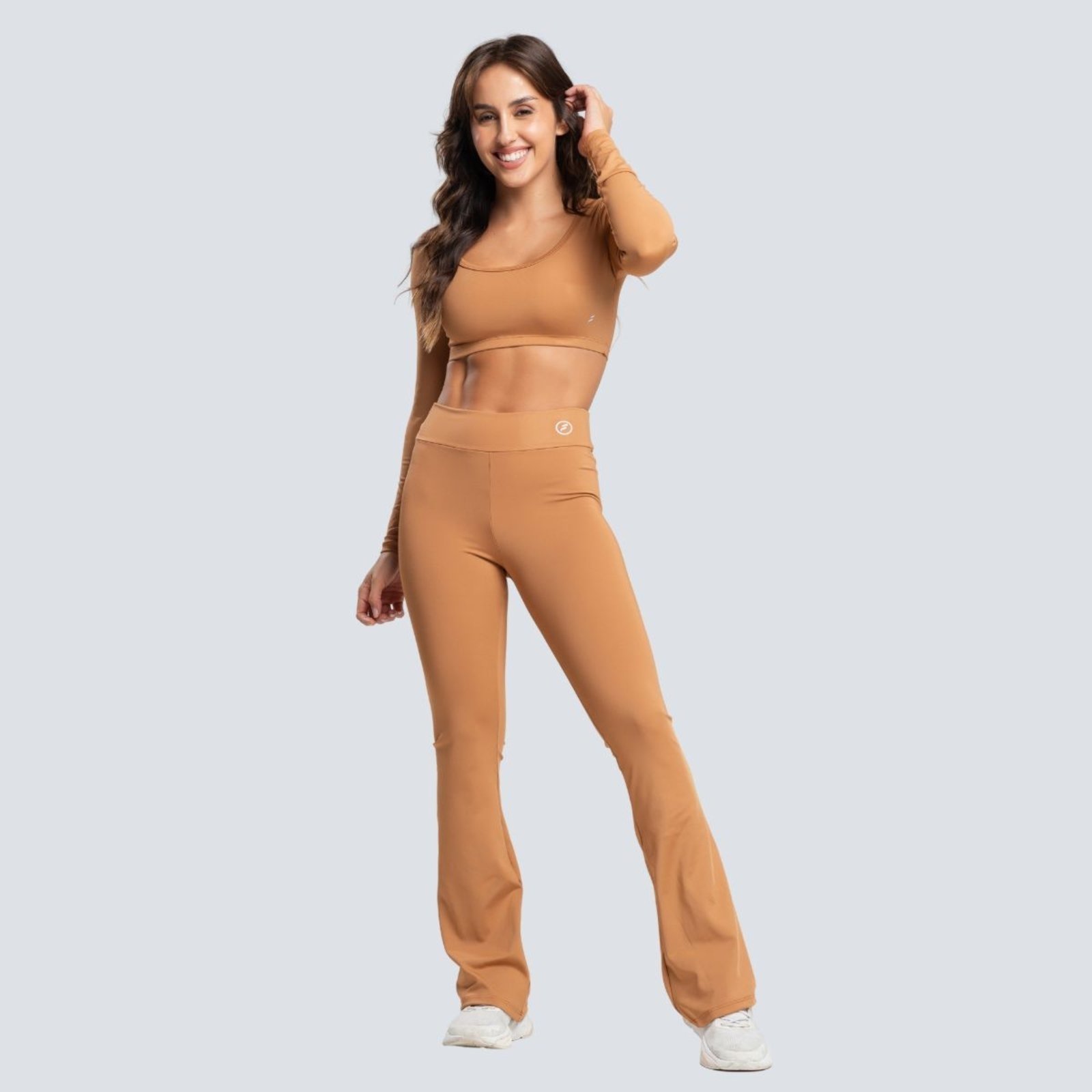 Conjunto Fit One Calça Flare Bailarina e Top Manga Longa Suplex Capuccino