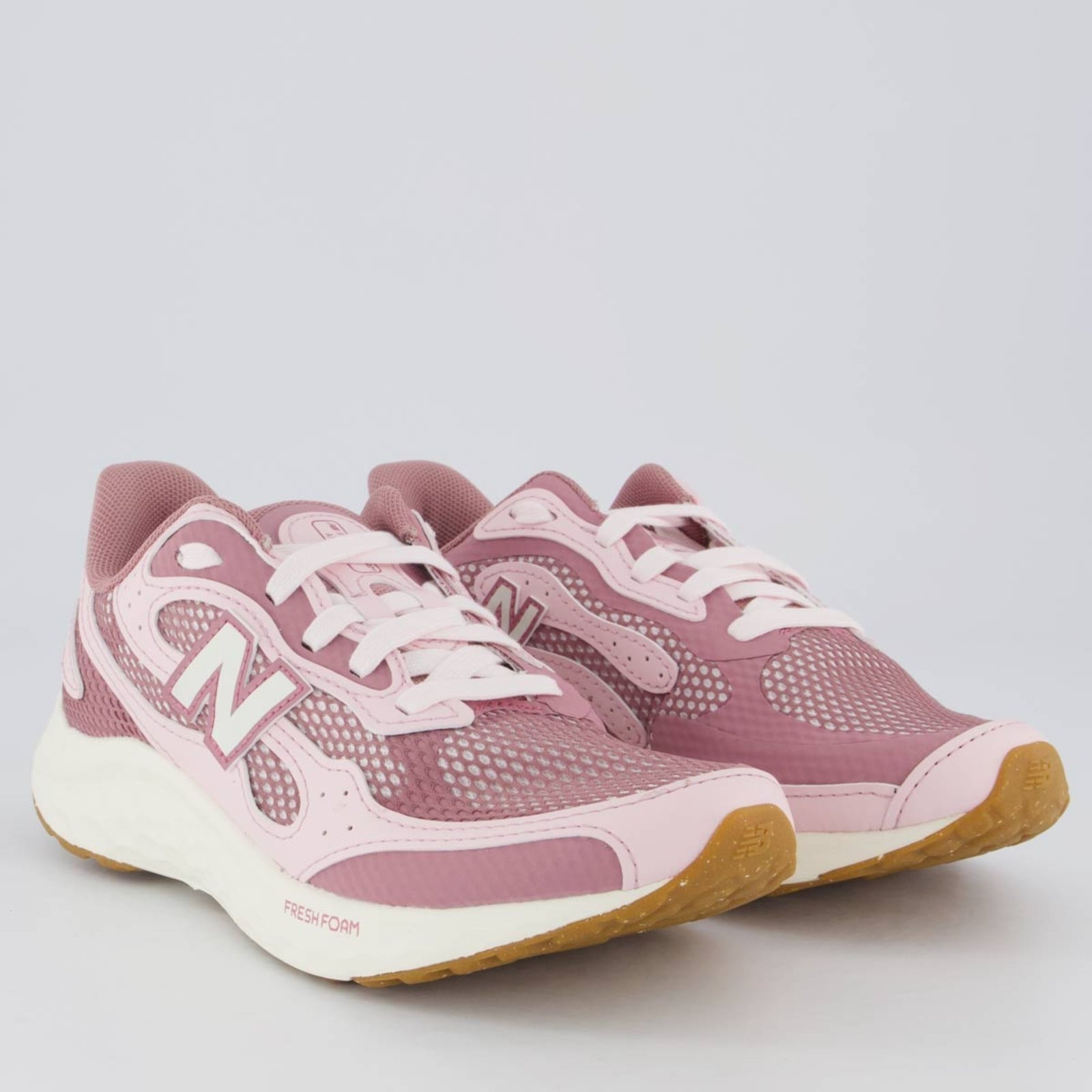 Vista 3 Tênis New Balance Fresh Foam Arishi V4 Feminino Claro rosa New Balance rosa