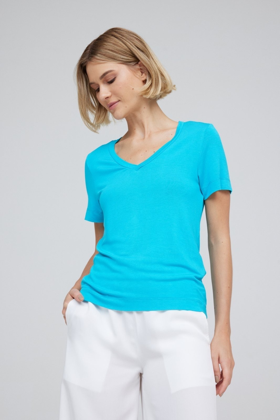 T-Shirt Traymon Decote V Azul Claro