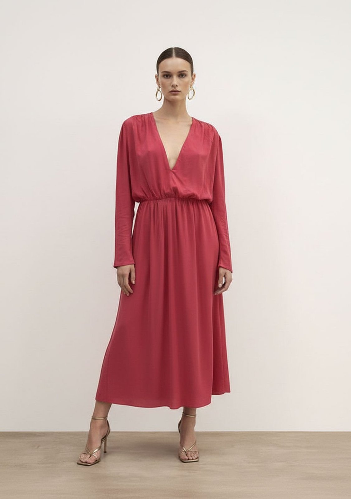 Vestido Iódice Ajustado Decote V Manga Longa Midi Rosa