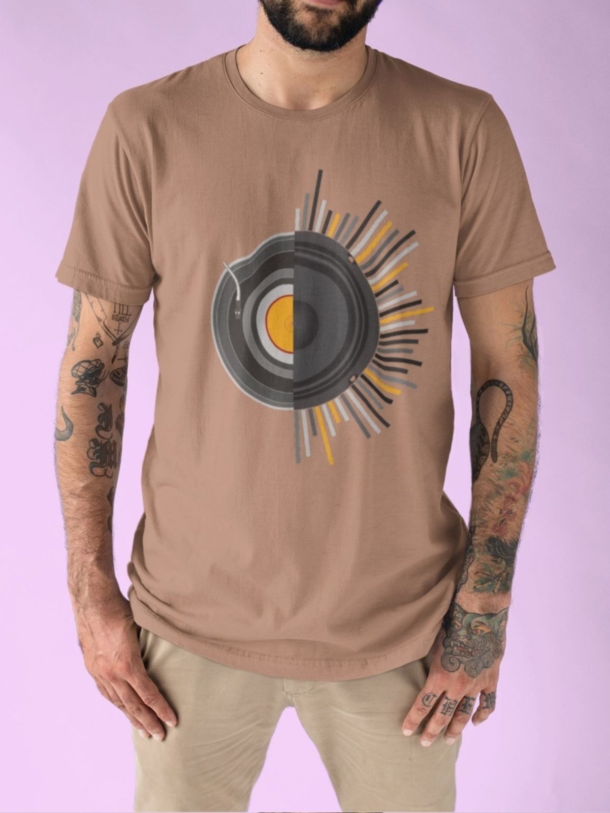 Camiseta Masculina GuGi Vinil Alto Falante Retro Música T-Shirt Caqui