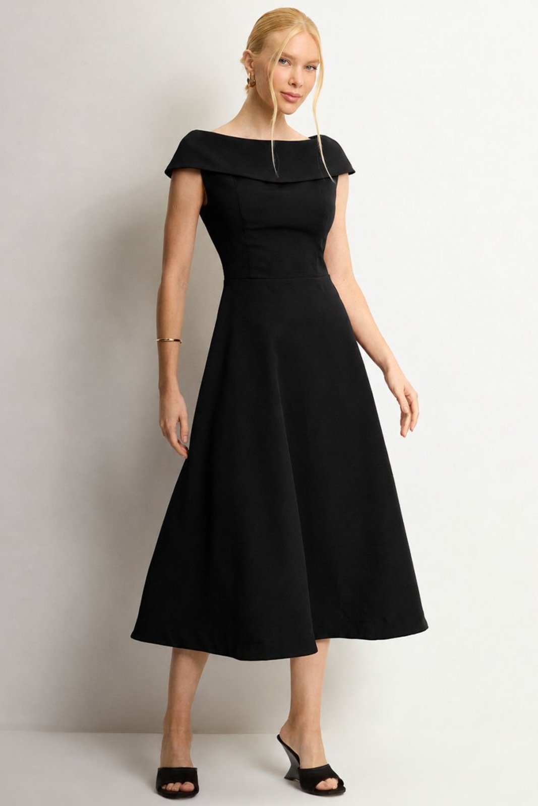 Vestido Midi Dara Rodado Casamento Civil Ombro a Ombro Preto