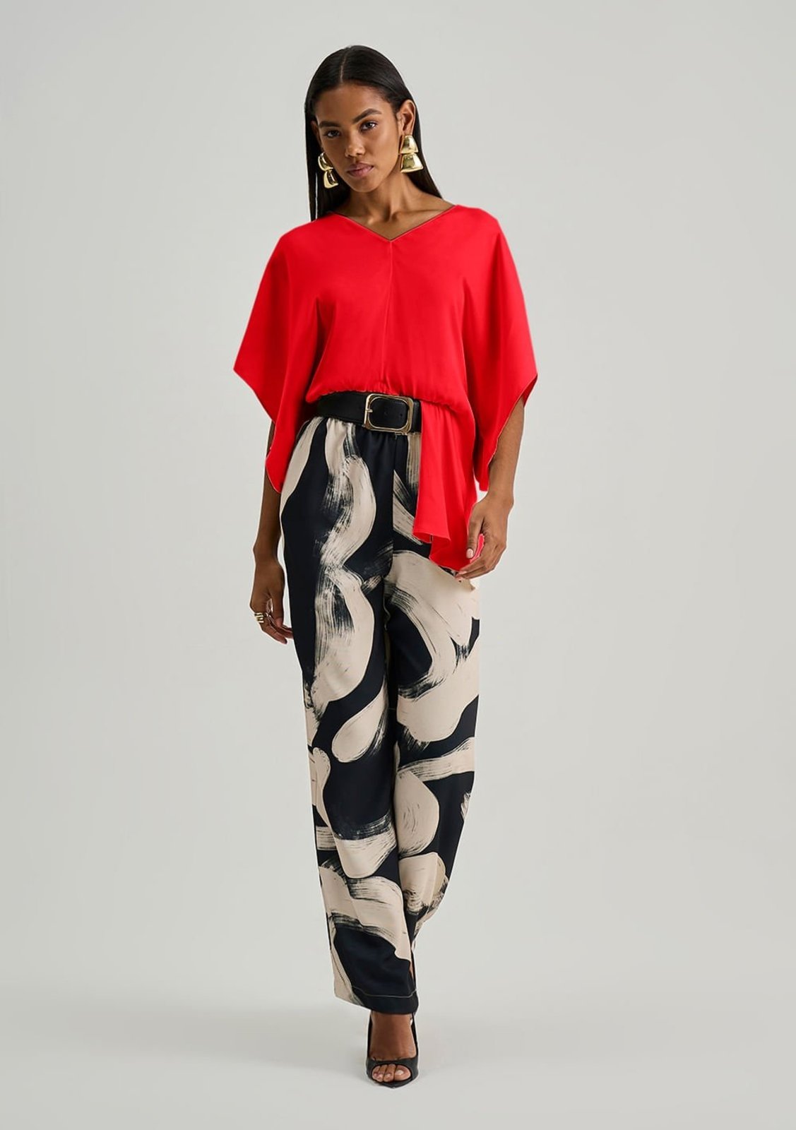 Blusa Iódice Solta Decote V Manga Curta Cropped Vermelho Vermelho