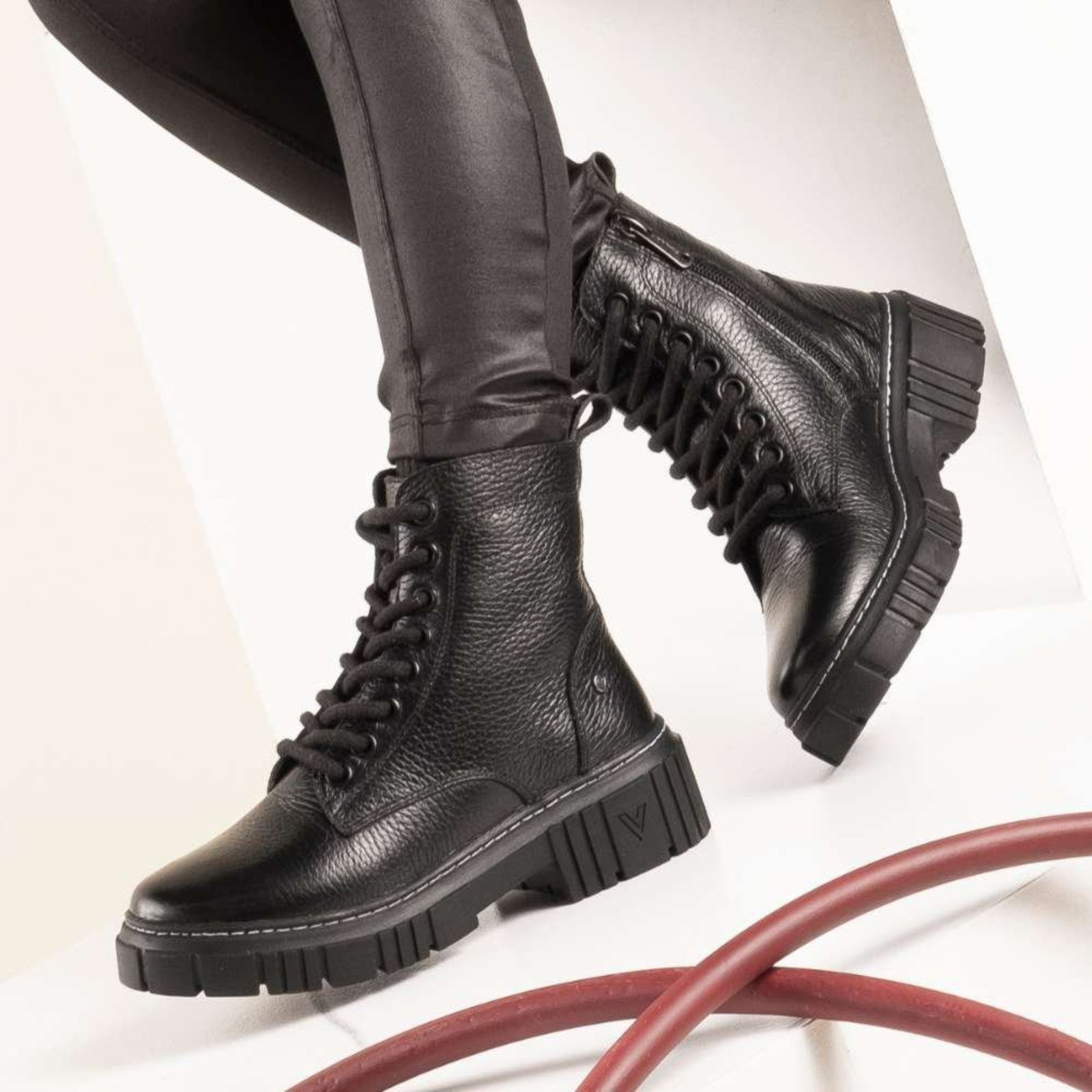 Vista 3 Infantil - Bota Coturno Feminino Em Couro Vittal Larissa USE VITTAL preto USE VITTAL preto