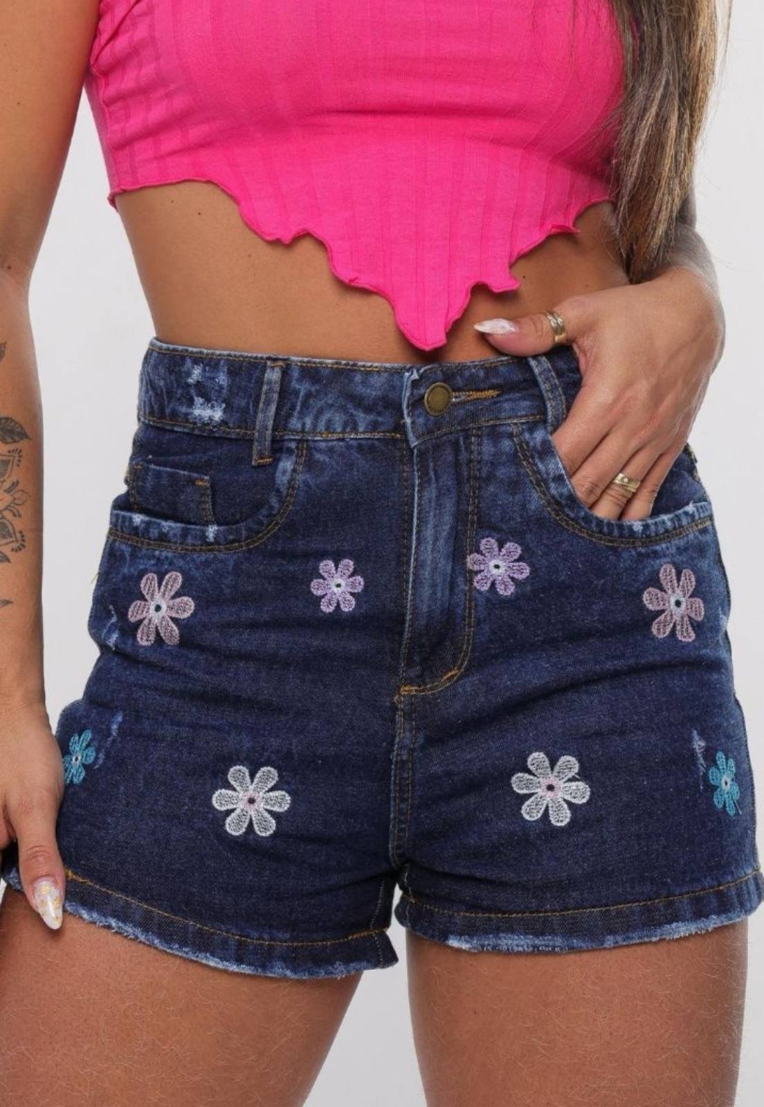 Short Feminino Yellow Jeans Cintura Alta Estiloso Estampa Flores Lavagem Escura