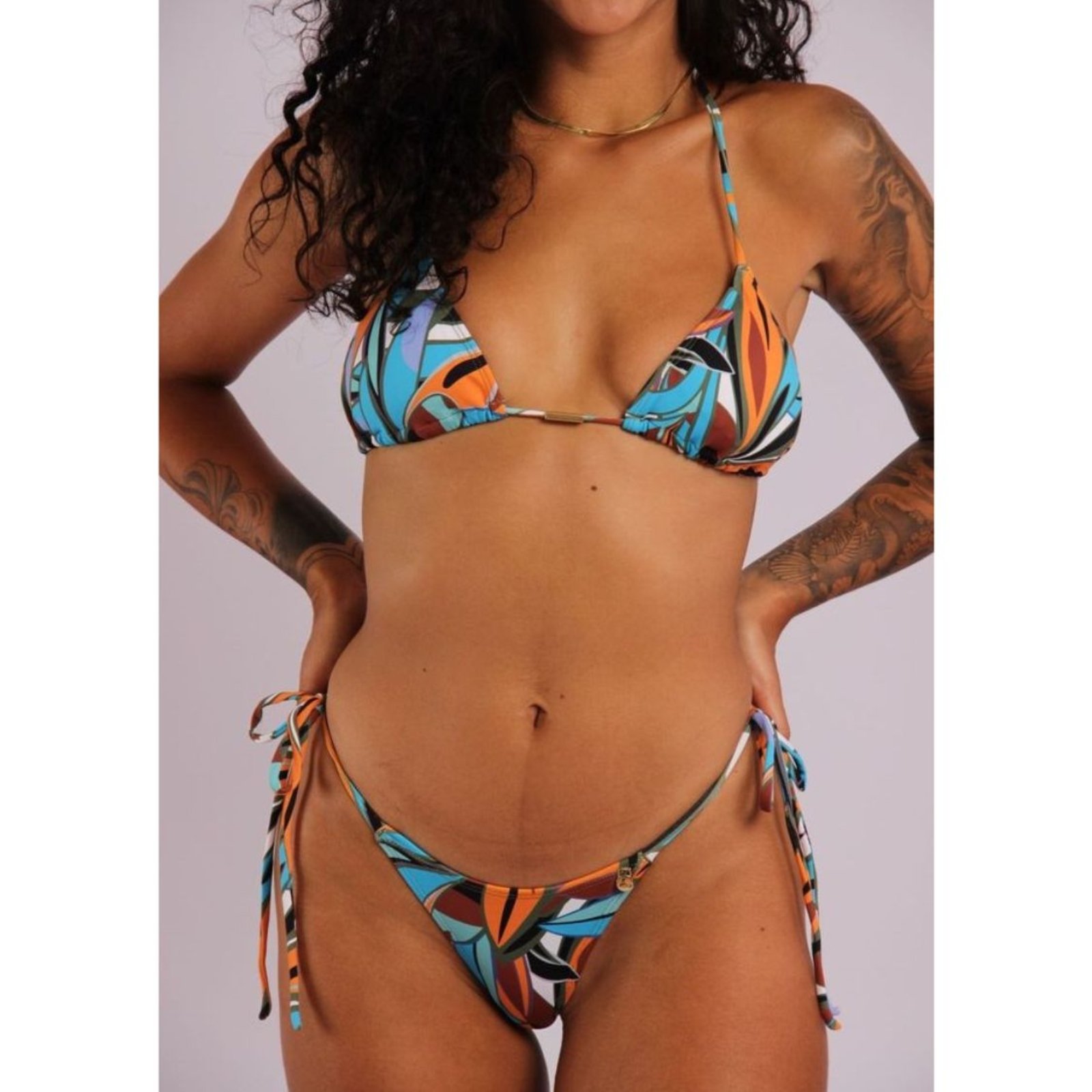 2410 – Calcinha de Biquíni Fio De Lacinho Fino Amazonia – Duna Casual