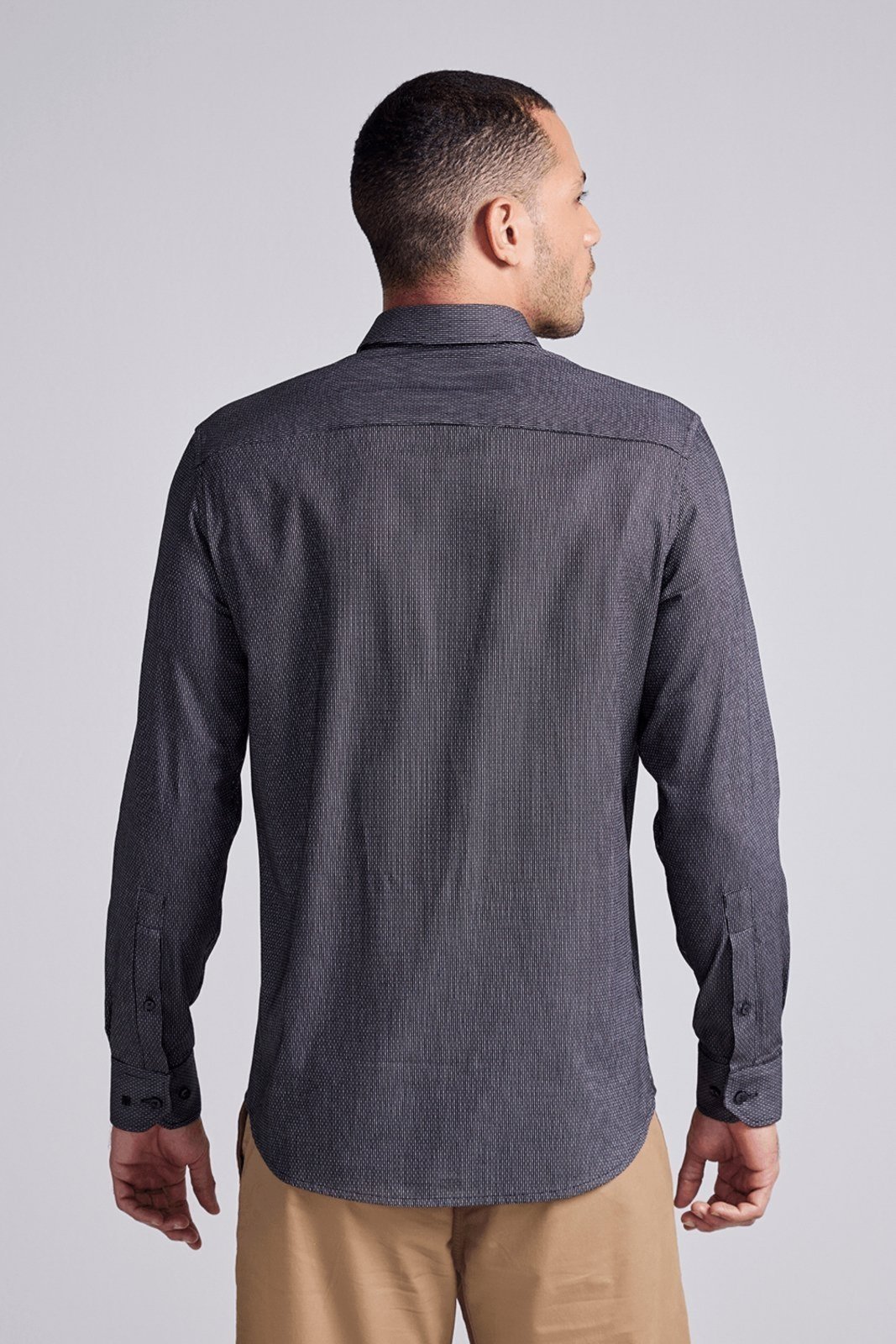 Vista 3 HIGHSTIL Camisa Slim Fit Listrada Branco preto preto