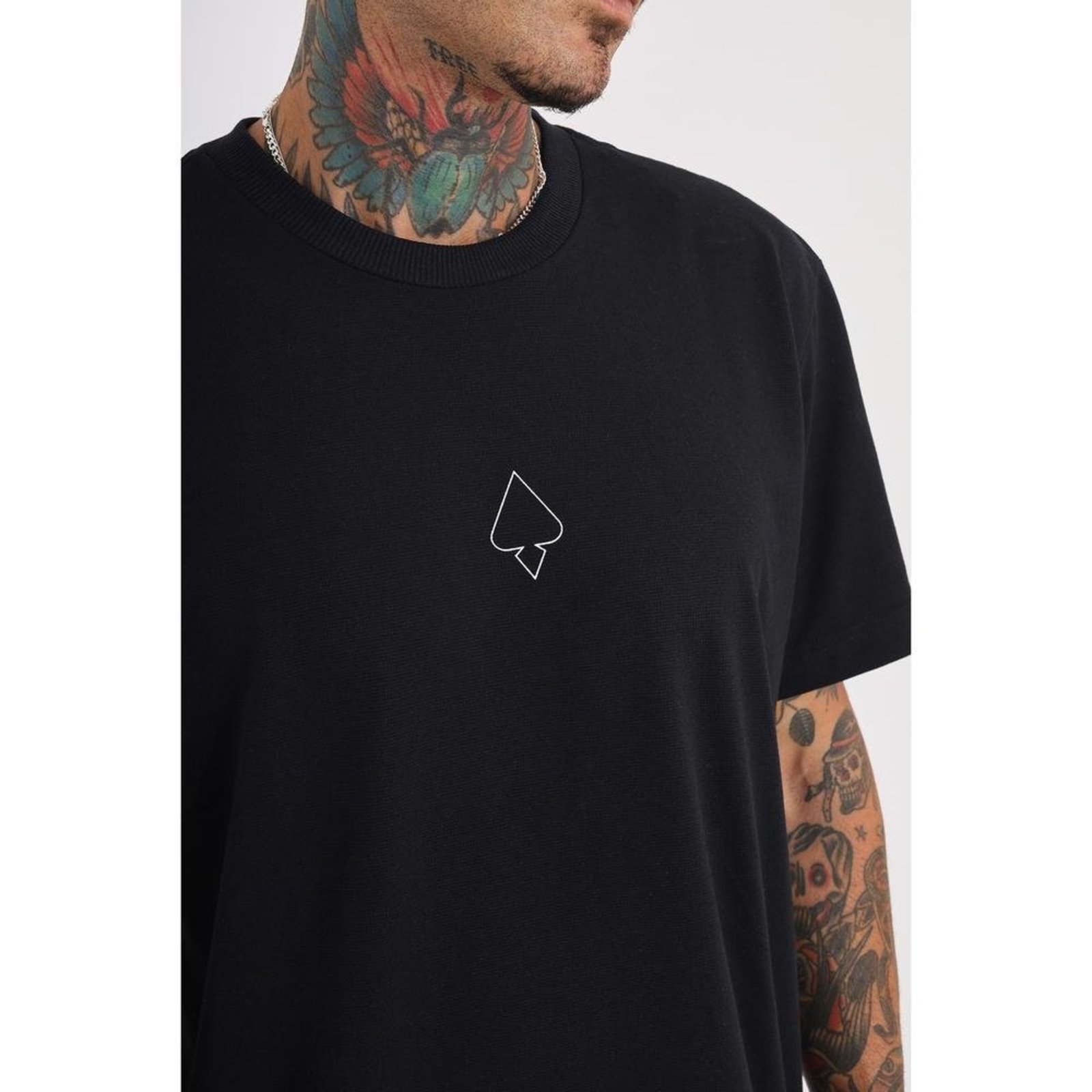 T-Shirt Especial Espada