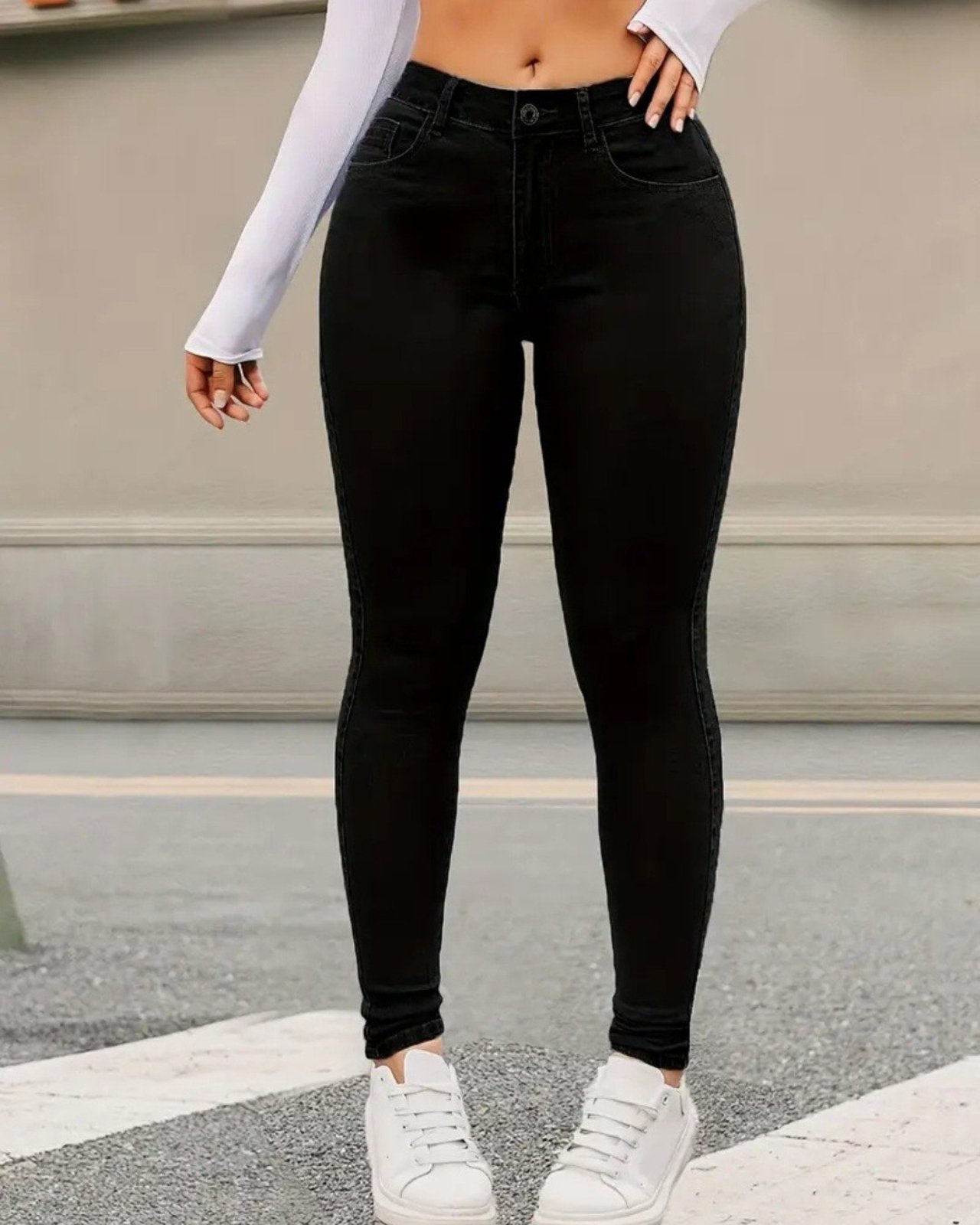 Calça Jeans Skinny Feminina Mys Jeans Preta Cintura Alta com Elastano Confortável