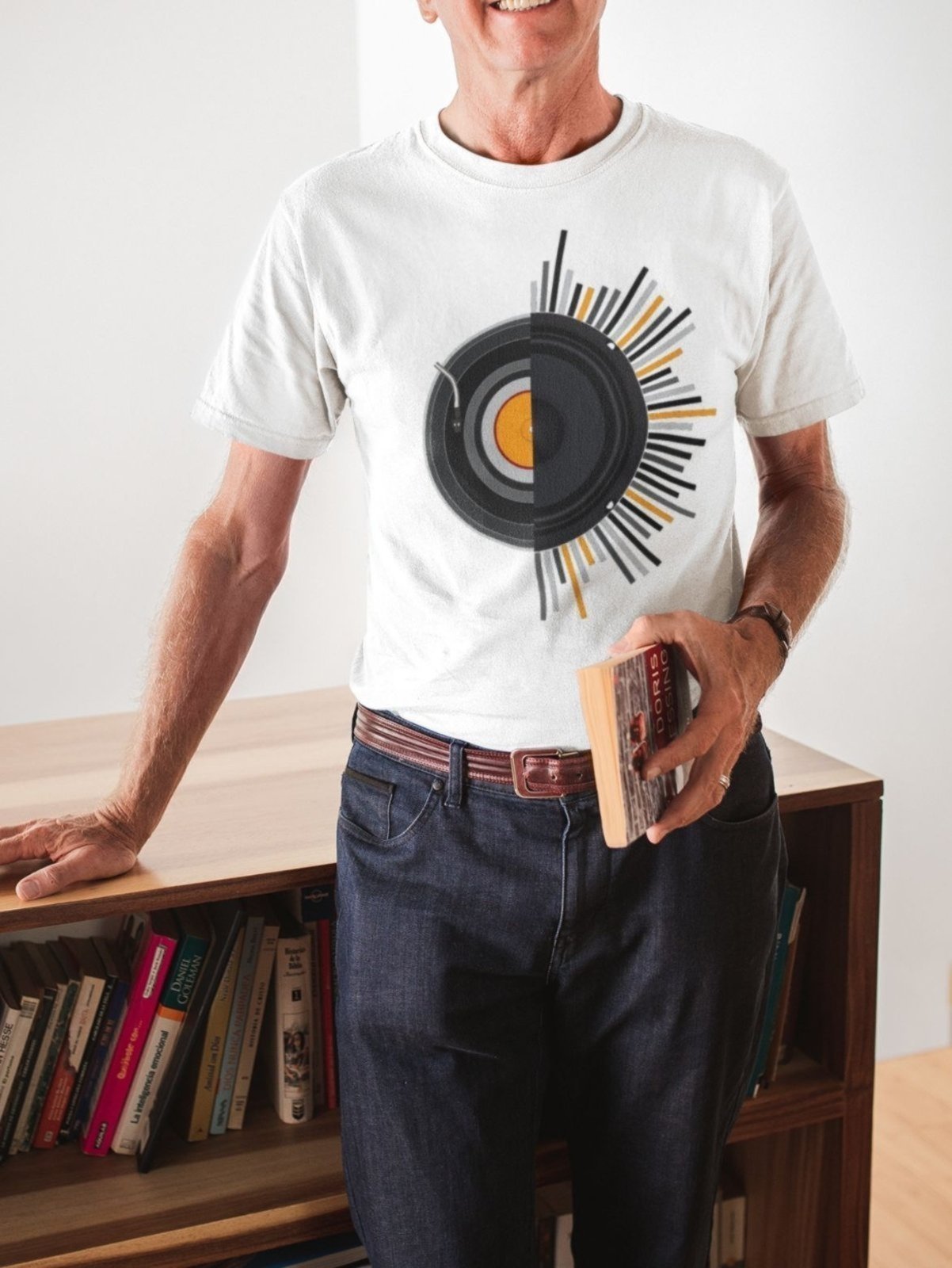 Vista 3 Camiseta Masculina GuGi Vinil Alto Falante Retro Música T-Shirt preto Gugi preto