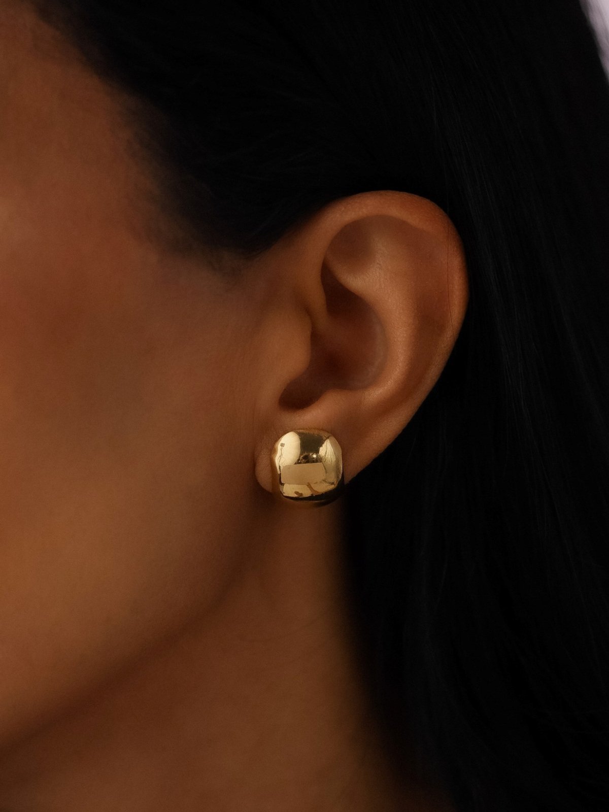 Vista 3 Brinco Bola Banhado Ouro 18k Alexandra Michelassi Semijoias dourado Alexandra Michelassi Semijoias dourado
