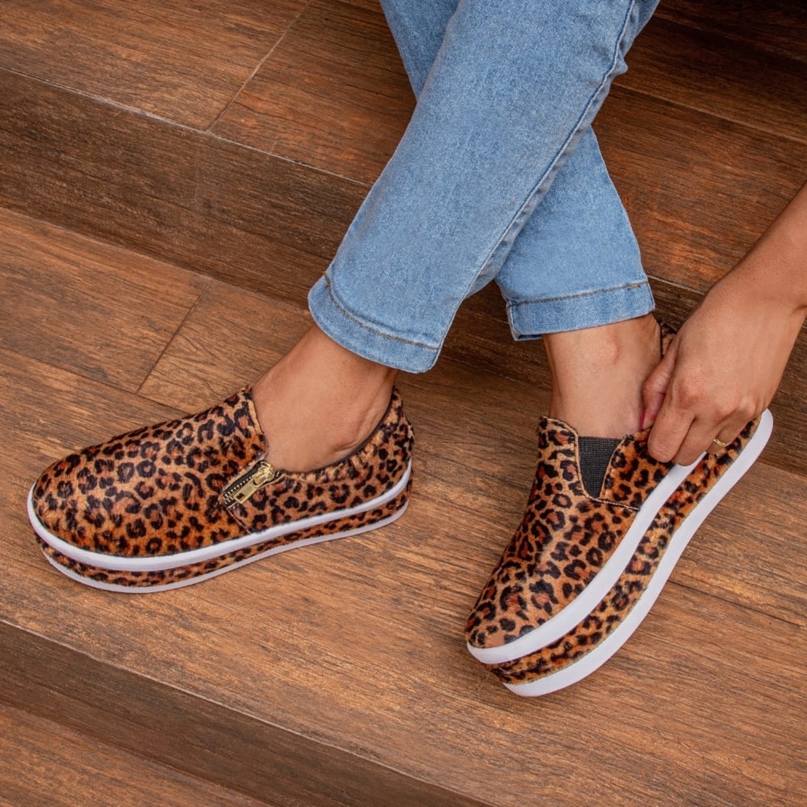 Slip On Tênis Plataforma Com Zíper Lateral Feminino Sola Alta Macio Para Ficar Alta – Onça