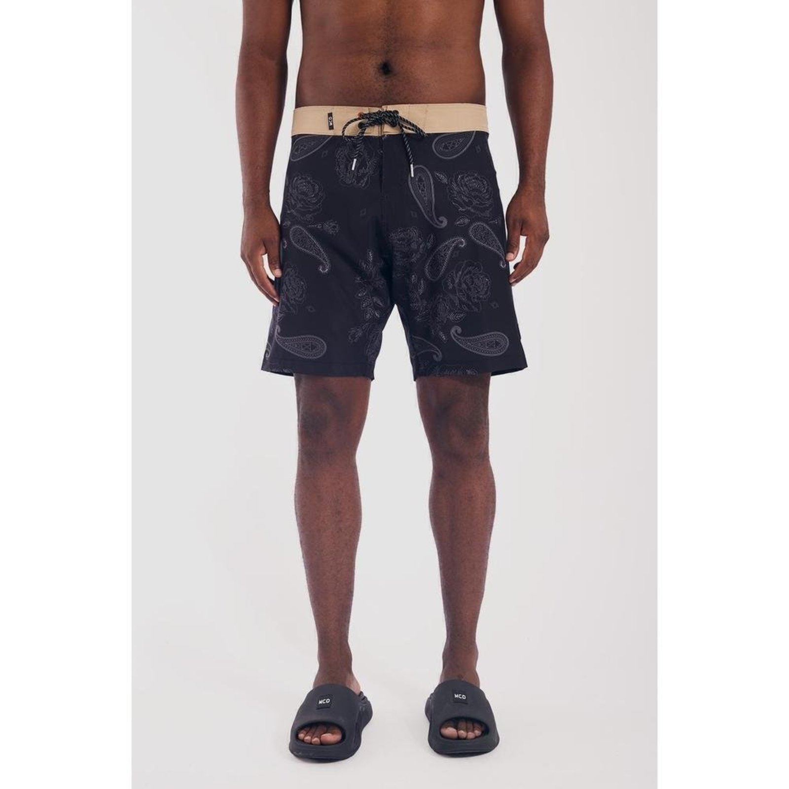 Boardshorts Rosas Negras Longo Preto
