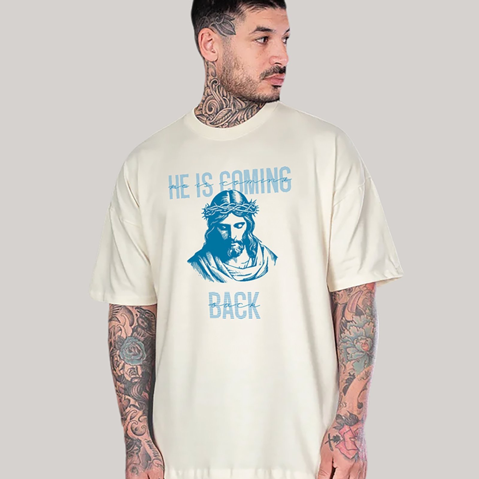 Camiseta Unissex Ousy Cristã He Is Coming Back Oversized OFF White