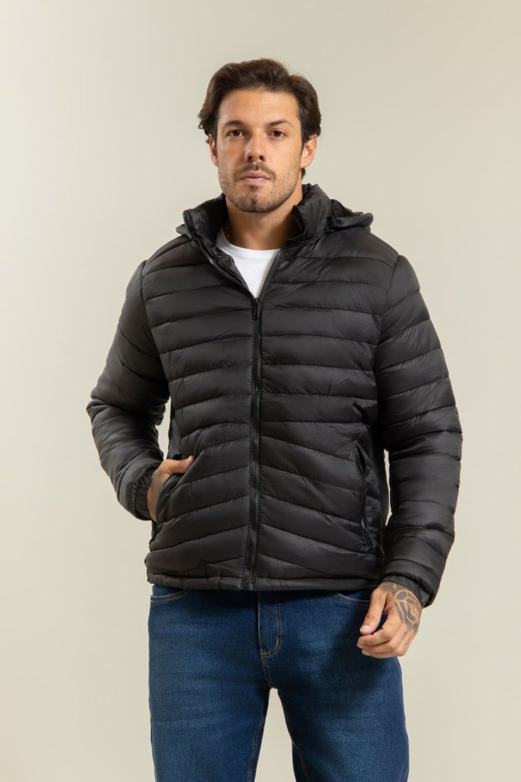 Jaqueta Puffer Masculina Forrada com Capuz Removível Preta Dialogo