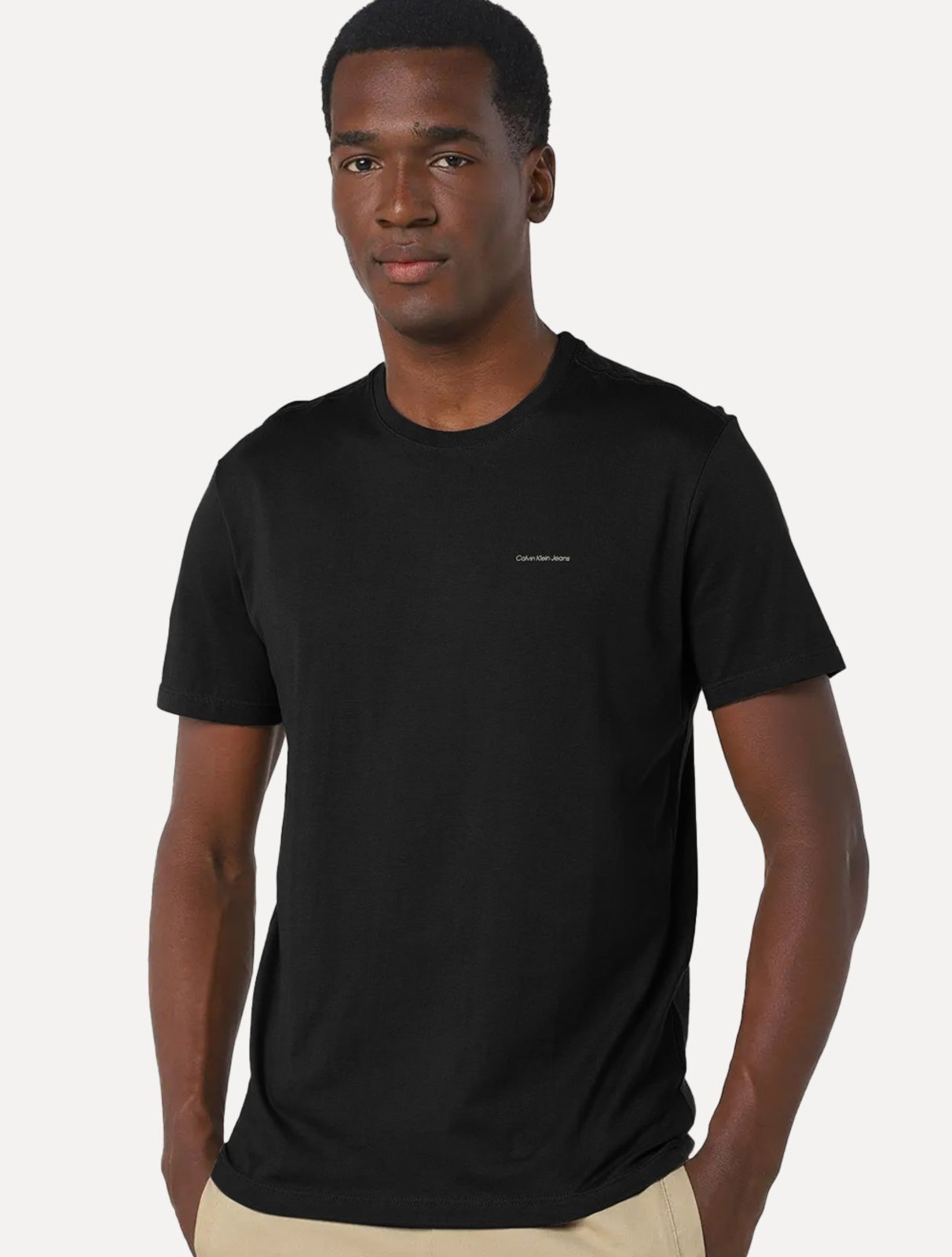 Camiseta Calvin Klein Jeans Masculina Light New Nape Logo Preta